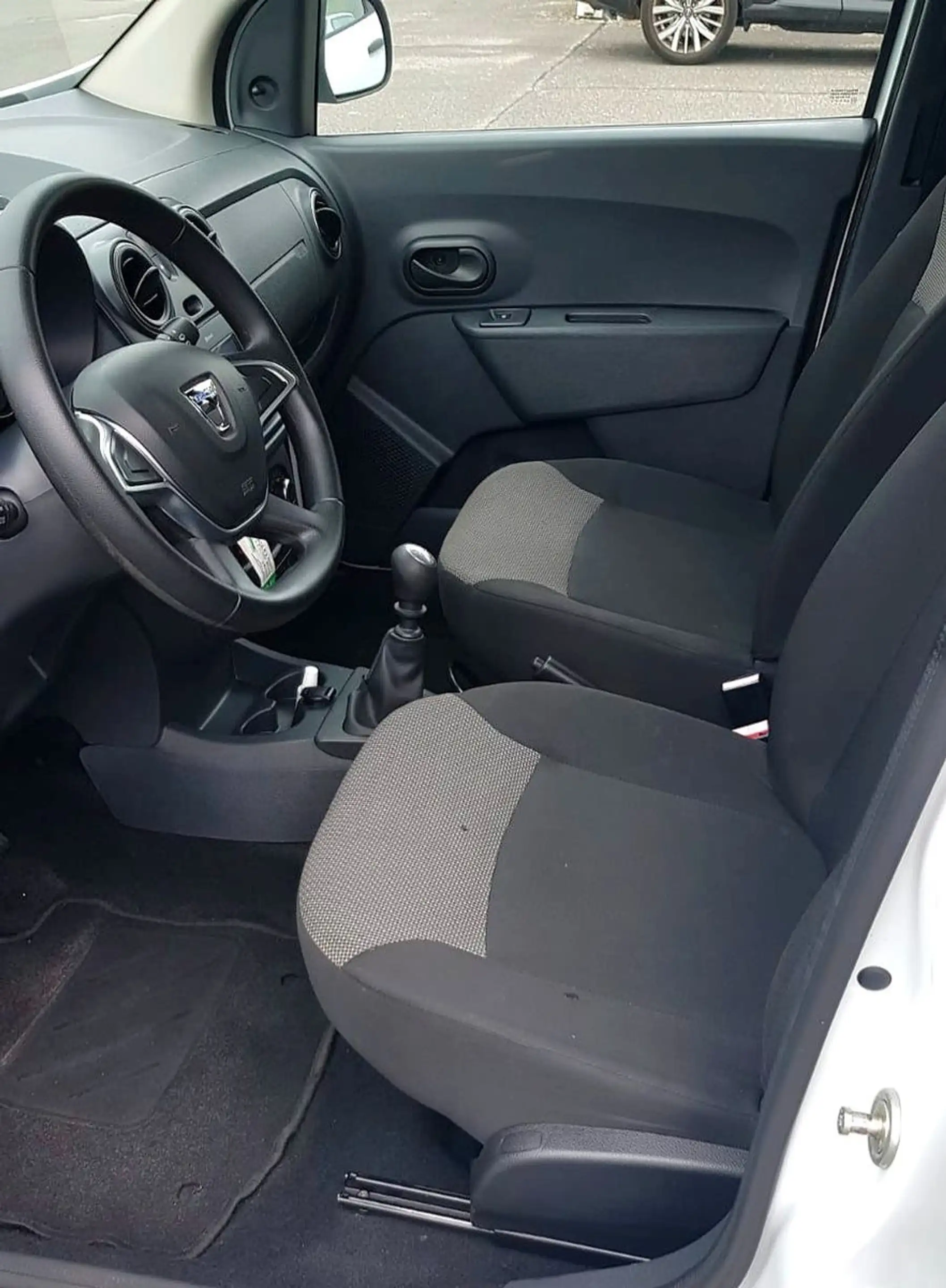 Dacia Lodgy Basis.Klima.PDC.h.7Sitze — photo 4
