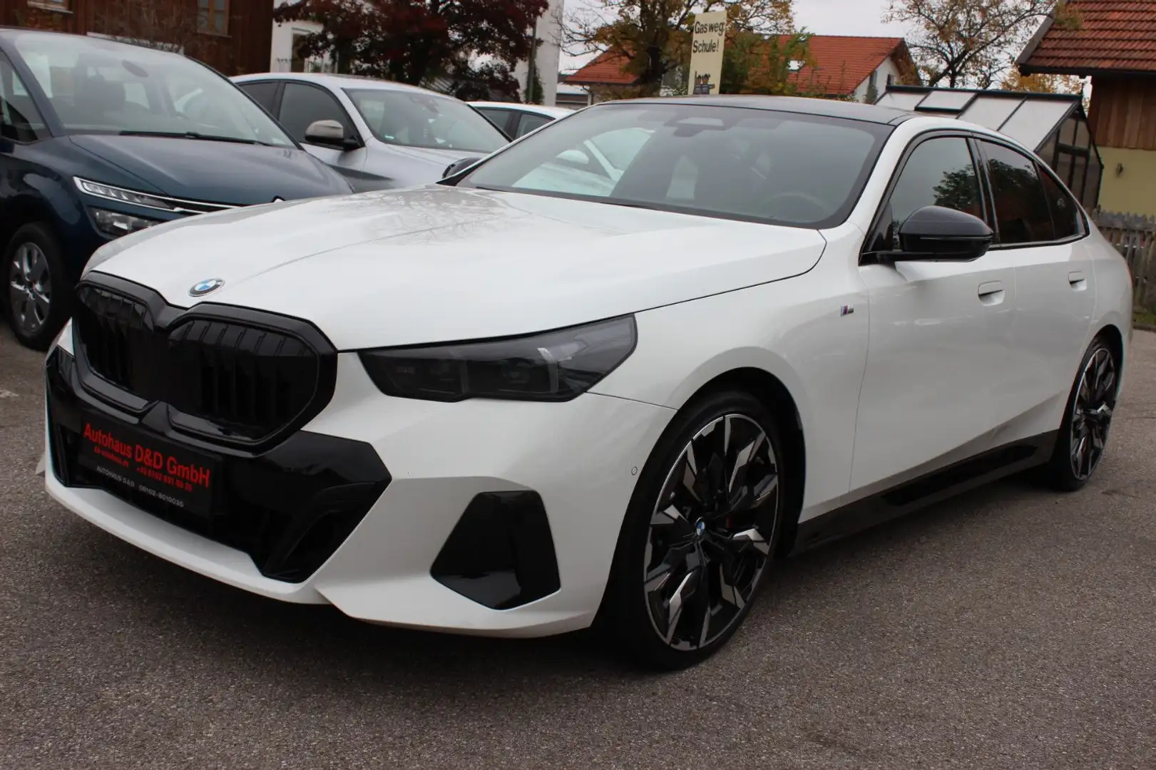 BMW 520 Baureihe 5 Lim. 520 i M Sport Blanc - 1