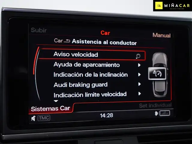 Audi A6 view 13