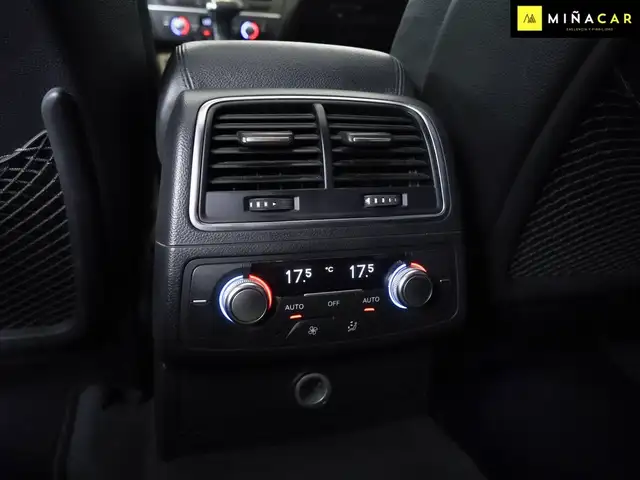Audi A6 view 27