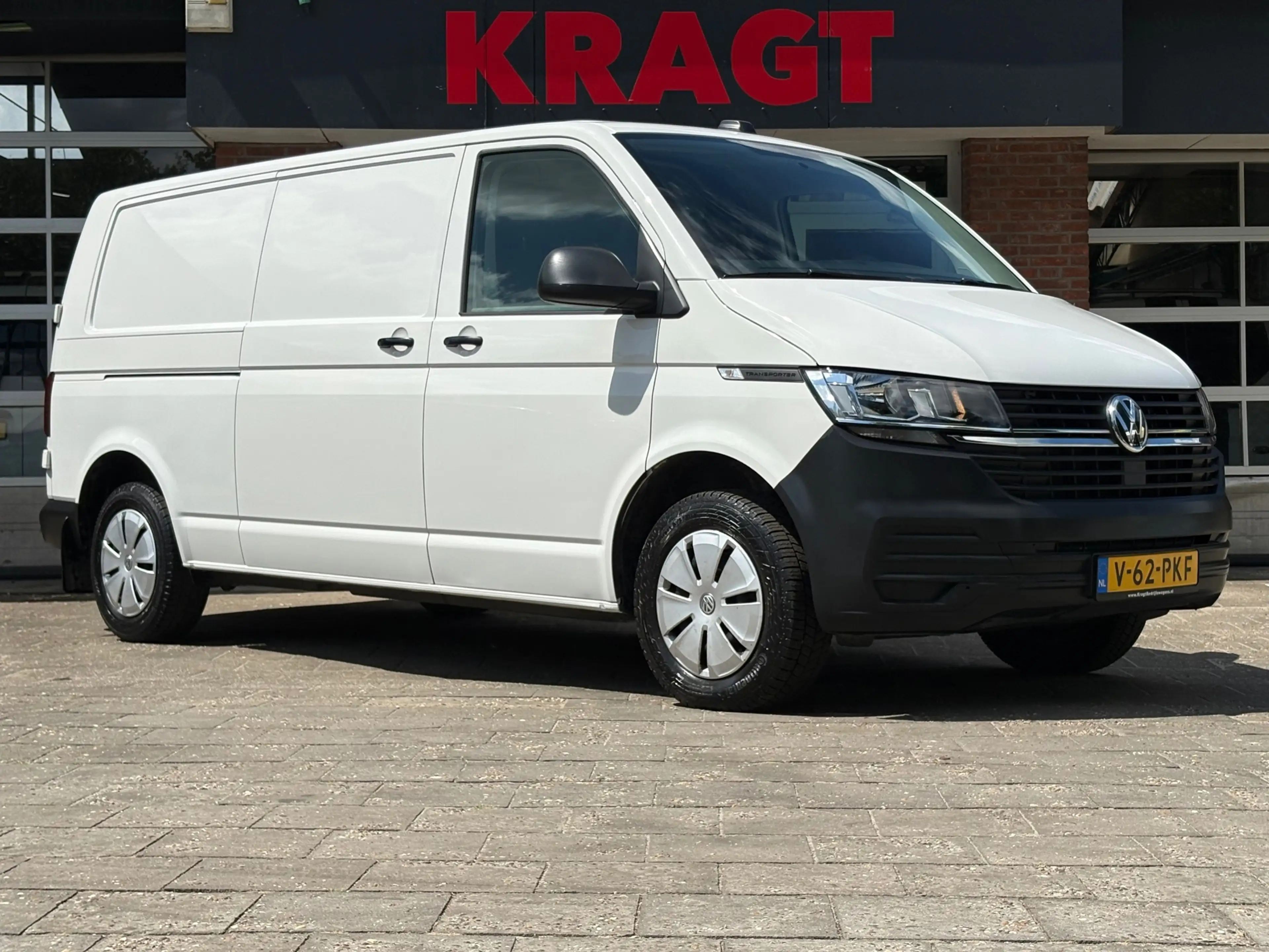 Volkswagen Transporter 2.0 TDI L2H1 150PK!|DSG Automaat|airco|achteruitri — photo 2