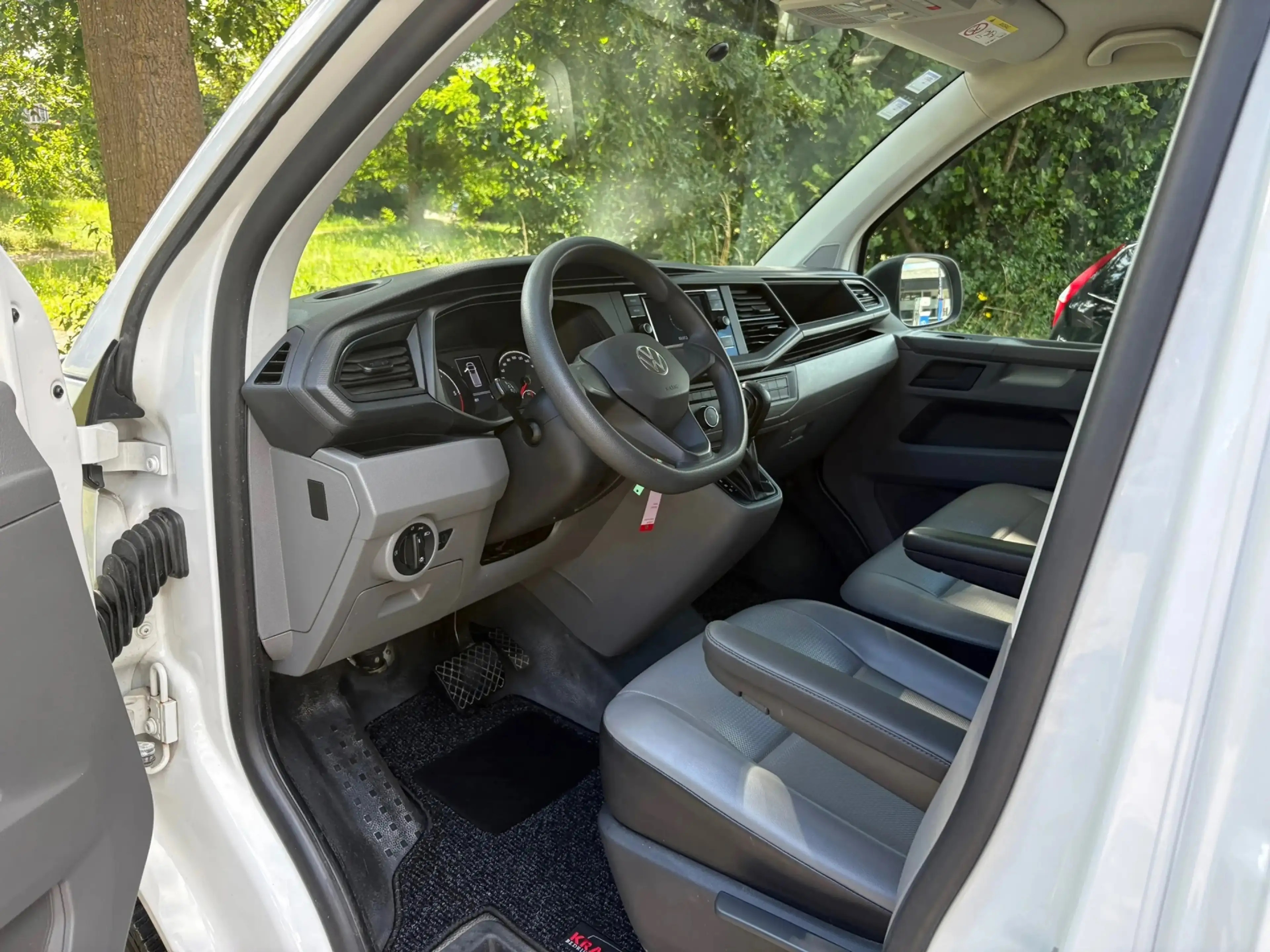 Volkswagen Transporter 2.0 TDI L2H1 150PK!|DSG Automaat|airco|achteruitri — photo 11