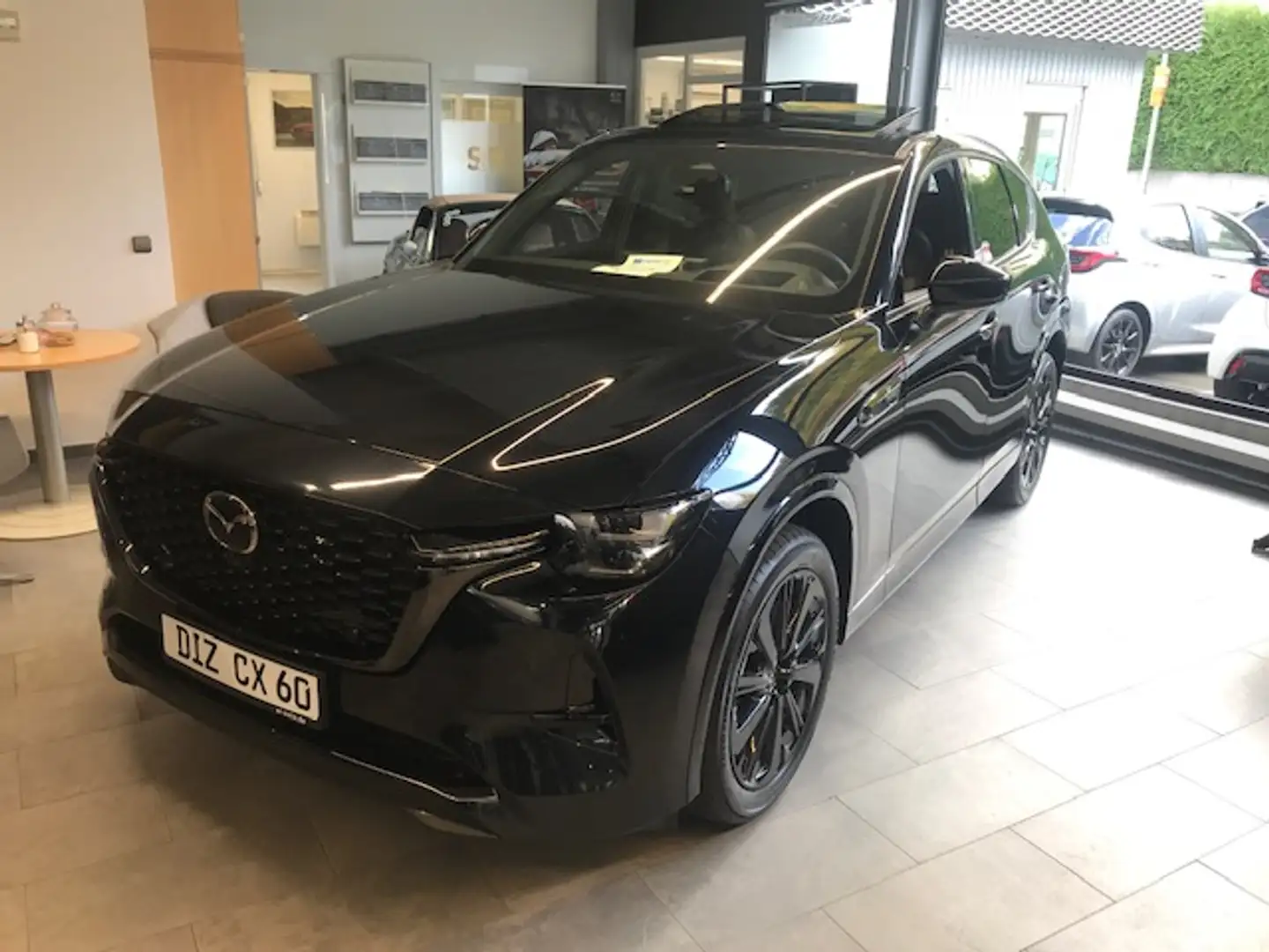 Mazda CX-60 5WGN 2.5L e-SKYACTIV PHEV 327ps 8AT AWD Homura Plu Schwarz - 2