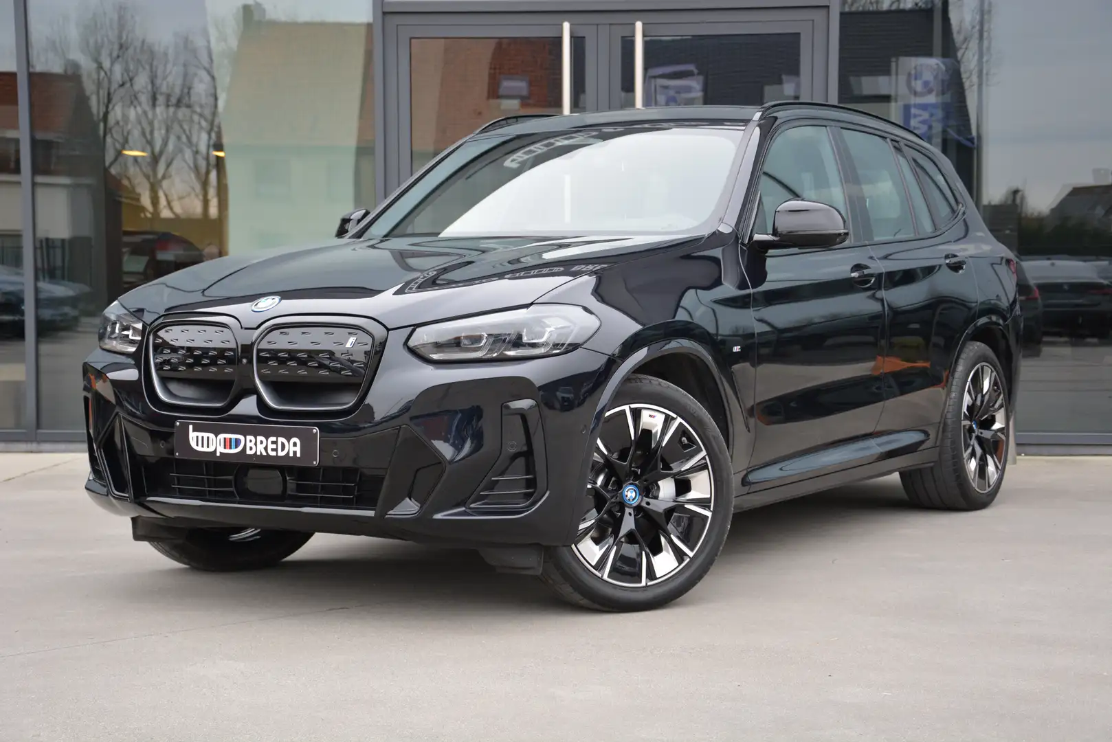 BMW iX3 M-Sport Impressive/HUD/ACC/H&K/Pano/360cam/20" Schwarz - 2