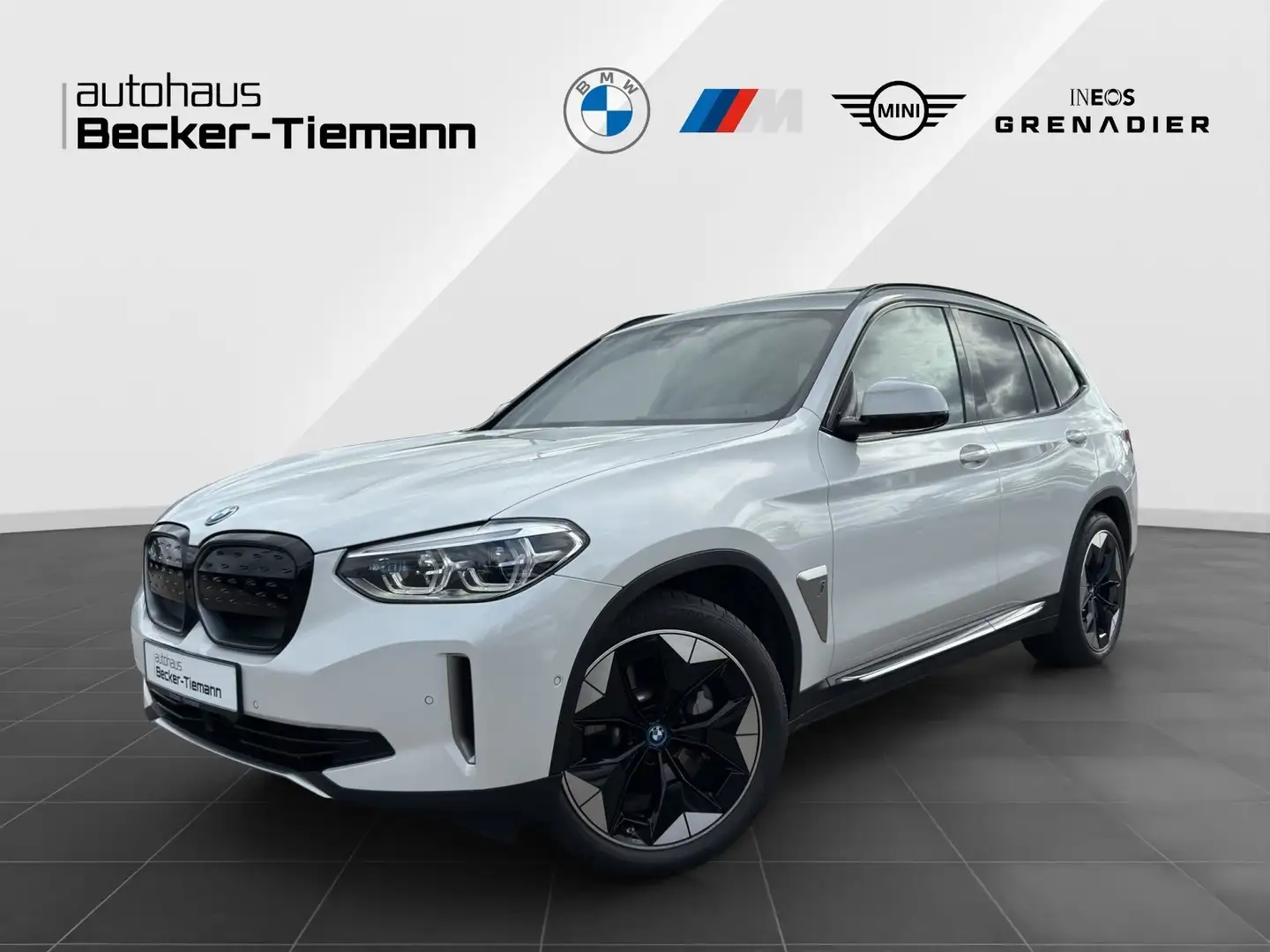 BMW iX3 Impressive/Panorama/AHK/Head-Up/Driving+/Parking+/ Белый - 1