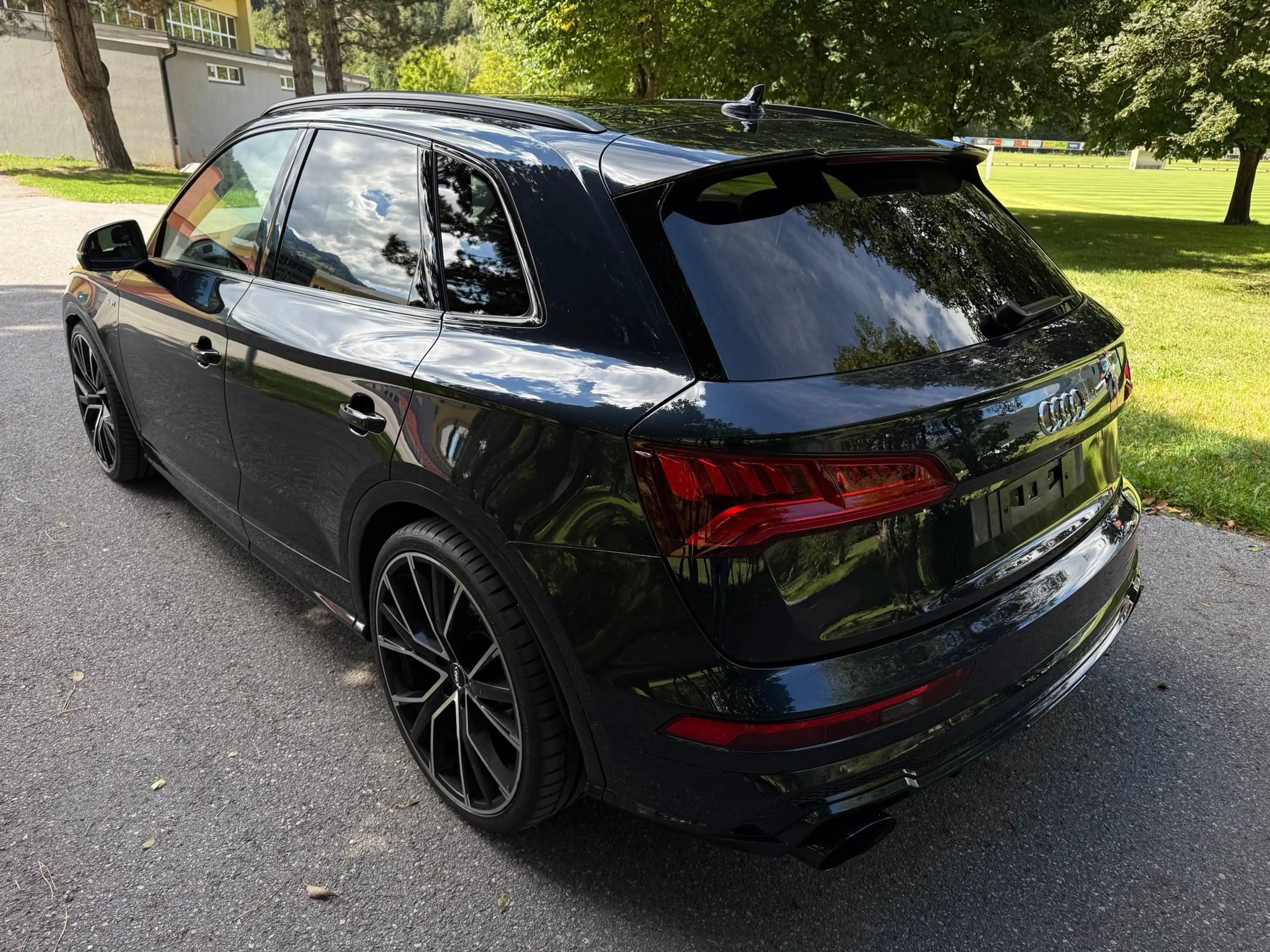 Audi SQ5 3.0 TFSI quattro — photo 3