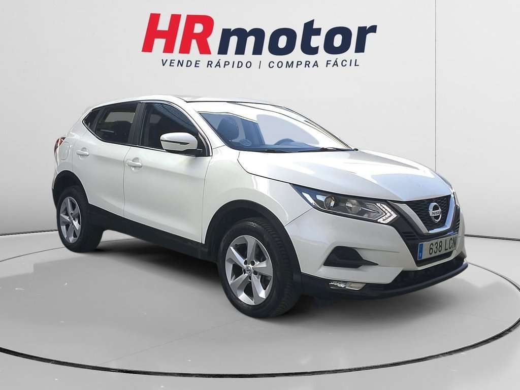 Nissan Qashqai 1.5dCi Acenta 4x2 85kW - foto 1