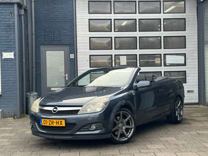 Opel Astra TwinTop 2.0 T Cosmo | Cruise | PDC