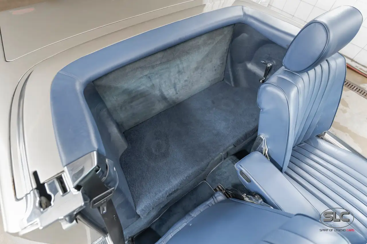 Mercedes-Benz SL 380 Cabriolet European Version, foto 8