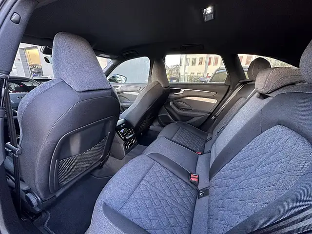 Audi A6 Avant 2,0 TDI Quattro S-Line / AHK / STHZ / Spo... Ansicht 17