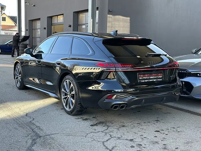 Audi A6 Avant 2,0 TDI Quattro S-Line / AHK / STHZ / Spo... Ansicht 9