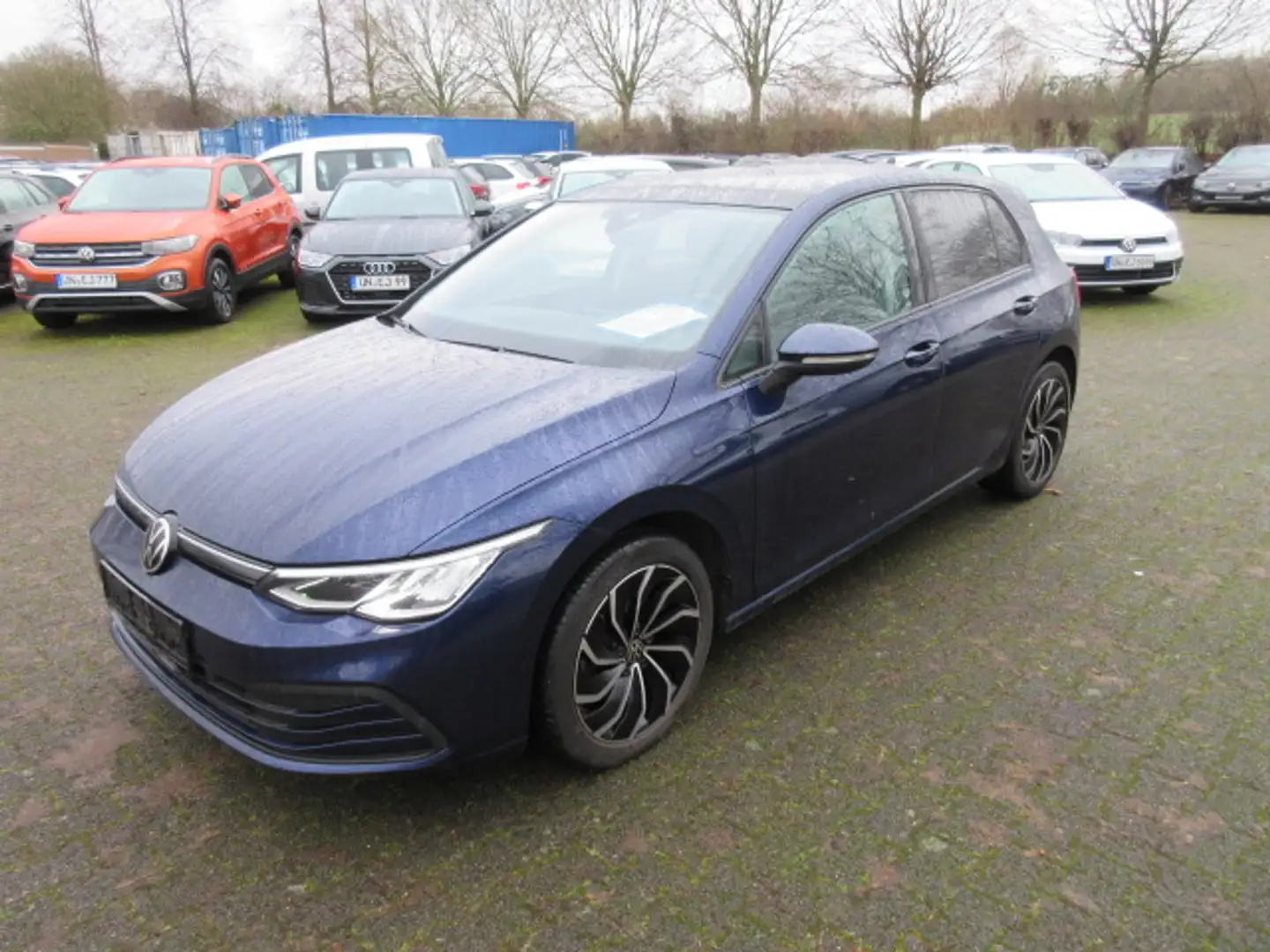 Volkswagen Golf Life 1.5 TSI NAVI PANO LED APS SITZHEIZUNG KLIMA Blau - 1