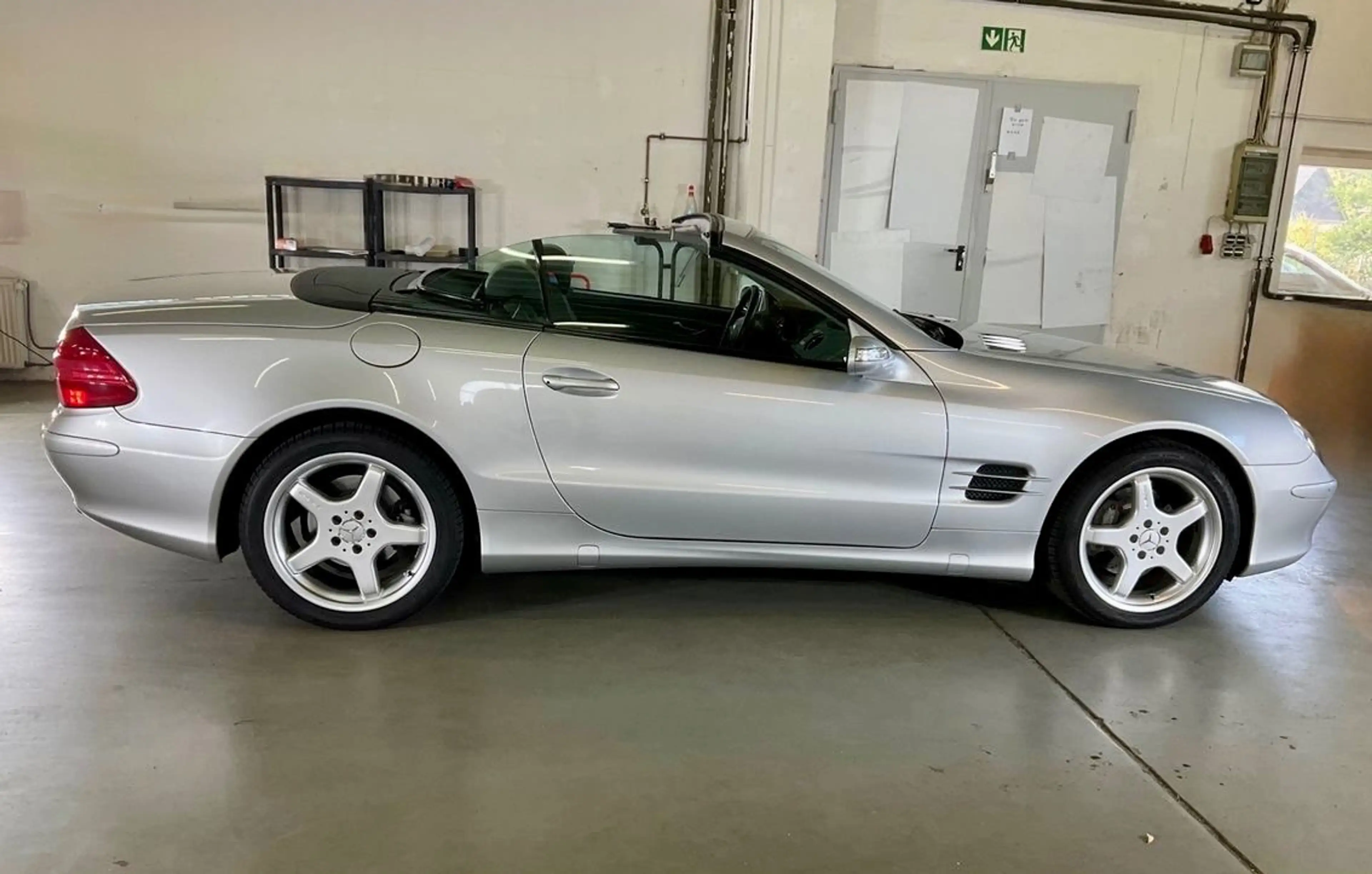 Mercedes-Benz SL 350 SL 350 XENON LEDER EXCLUSIV BOSE AMG PDC aus 2.Hand — photo 6
