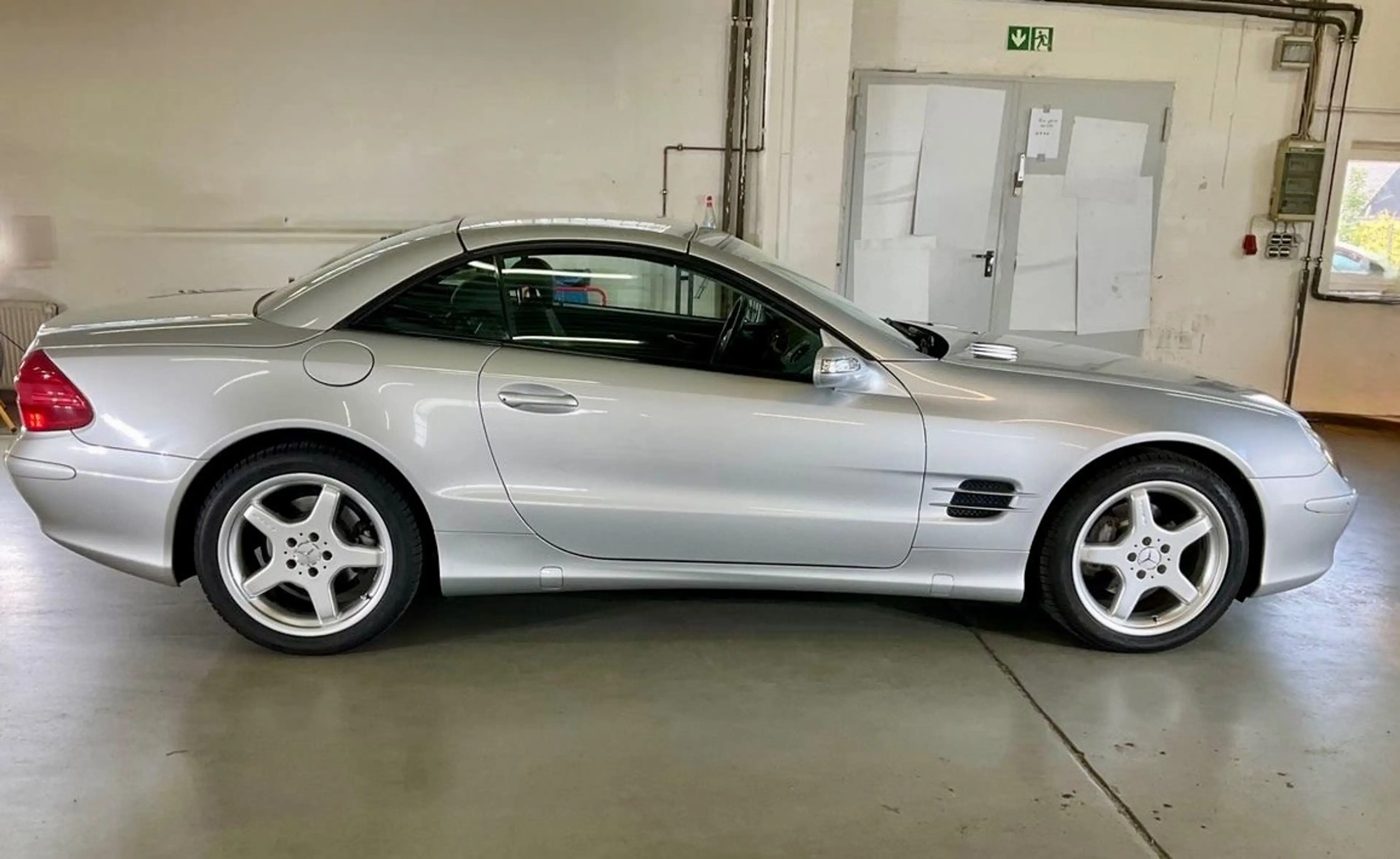 Mercedes-Benz SL 350 SL 350 XENON LEDER EXCLUSIV BOSE AMG PDC aus 2.Hand — photo 5