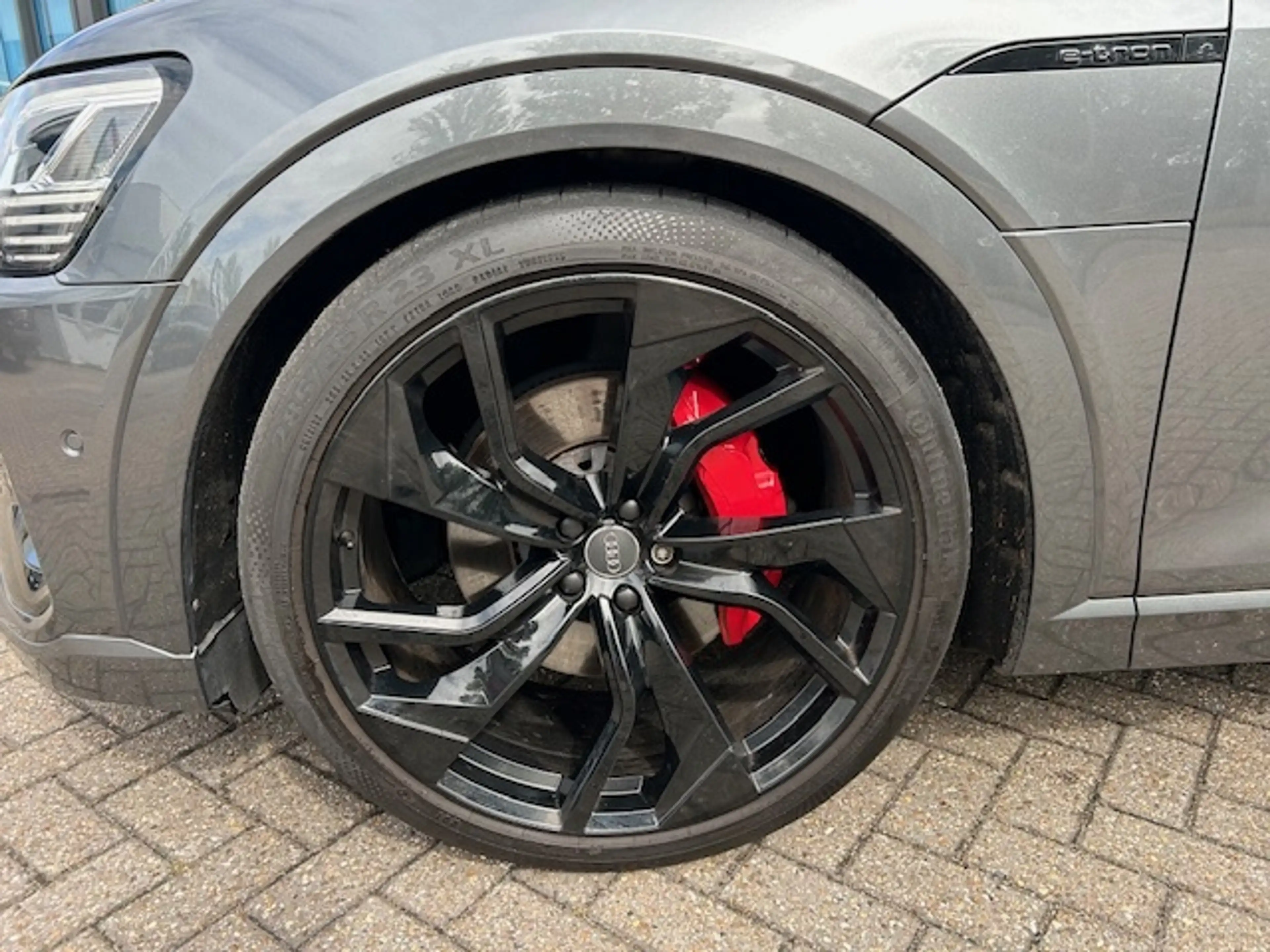 Audi e-tron e-tron 50 q L Ed Bl — photo 7