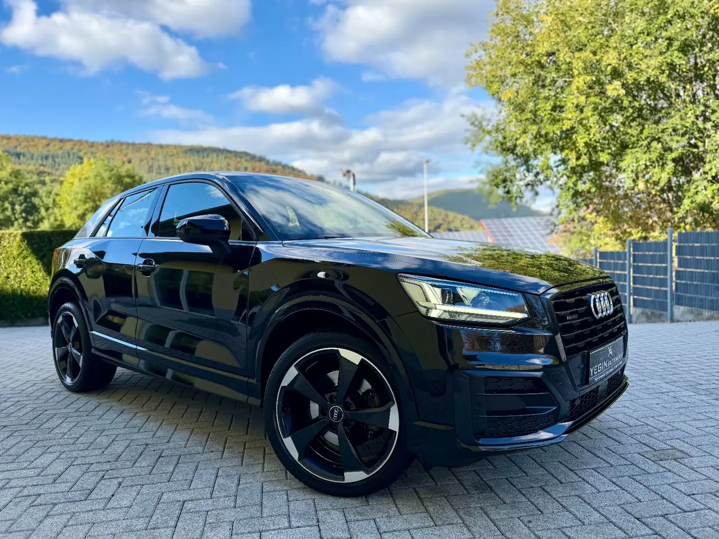 Audi Q2 35 TDI quattro S-Line Virtual-TEMP-Kamera-LED Schwarz - 1