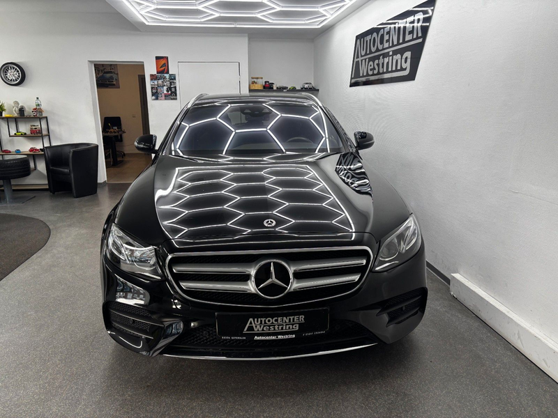Mercedes-Benz E 220 d T-Modell 4Matic*AMG-Paket*Distronic*LED — photo 4