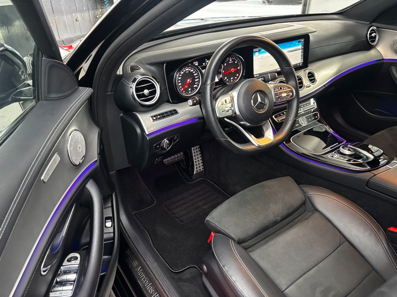 Mercedes-Benz E 220 d T-Modell 4Matic*AMG-Paket*Distronic*LED — photo 8