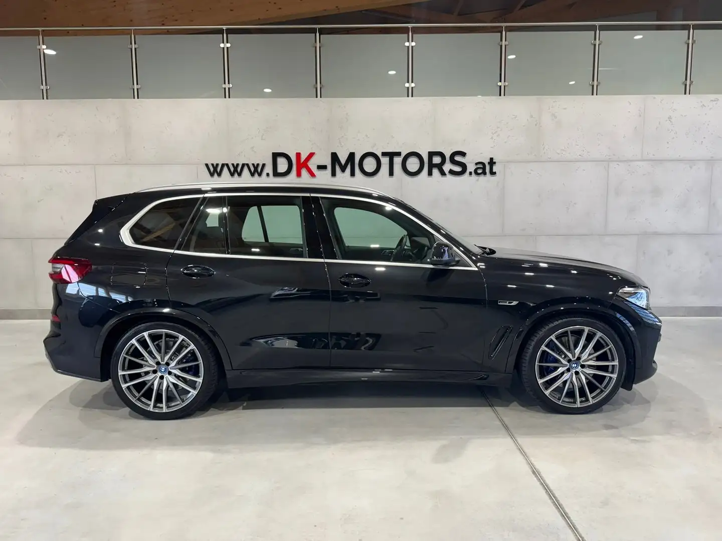 BMW X5 xDrive45e PHEV Aut./M-Sport/Pano/LED/AHK/HeadUp/ Zwart - 1