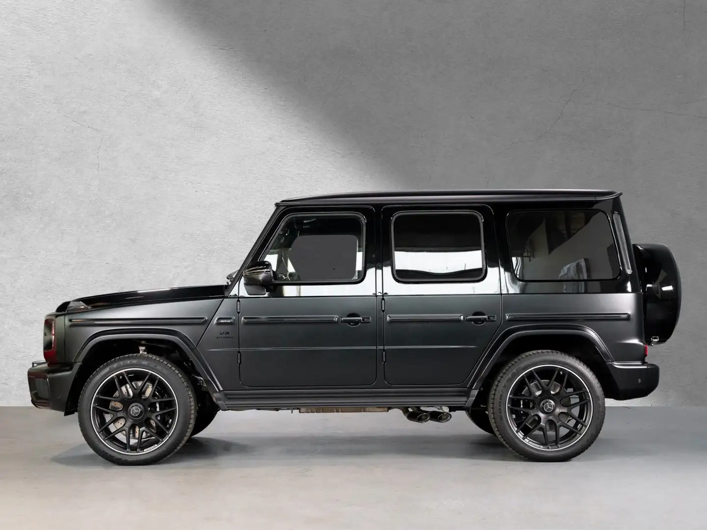 Mercedes-Benz G 63 AMG G63 AMG "Duo Tone Lackierung", A22, Rear Entert. Schwarz - 1