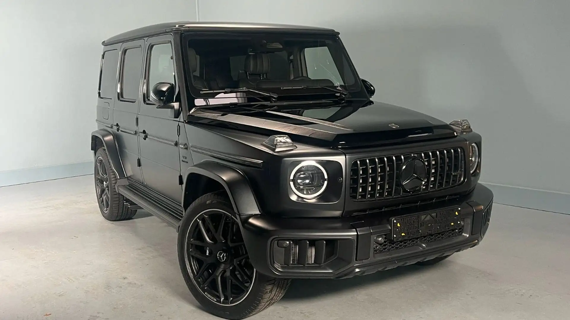 Mercedes-Benz G 63 AMG G63 AMG "Duo Tone Lackierung", A22, Rear Entert. Schwarz - 2