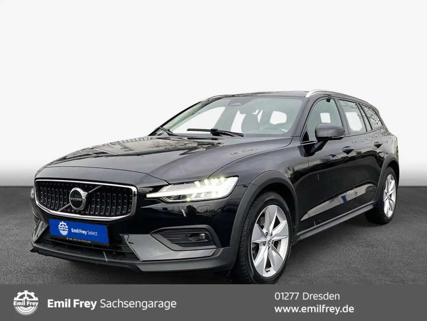 Volvo V60 Cross Country V60 Cross Country B4 D AWD Plus Černá - 1