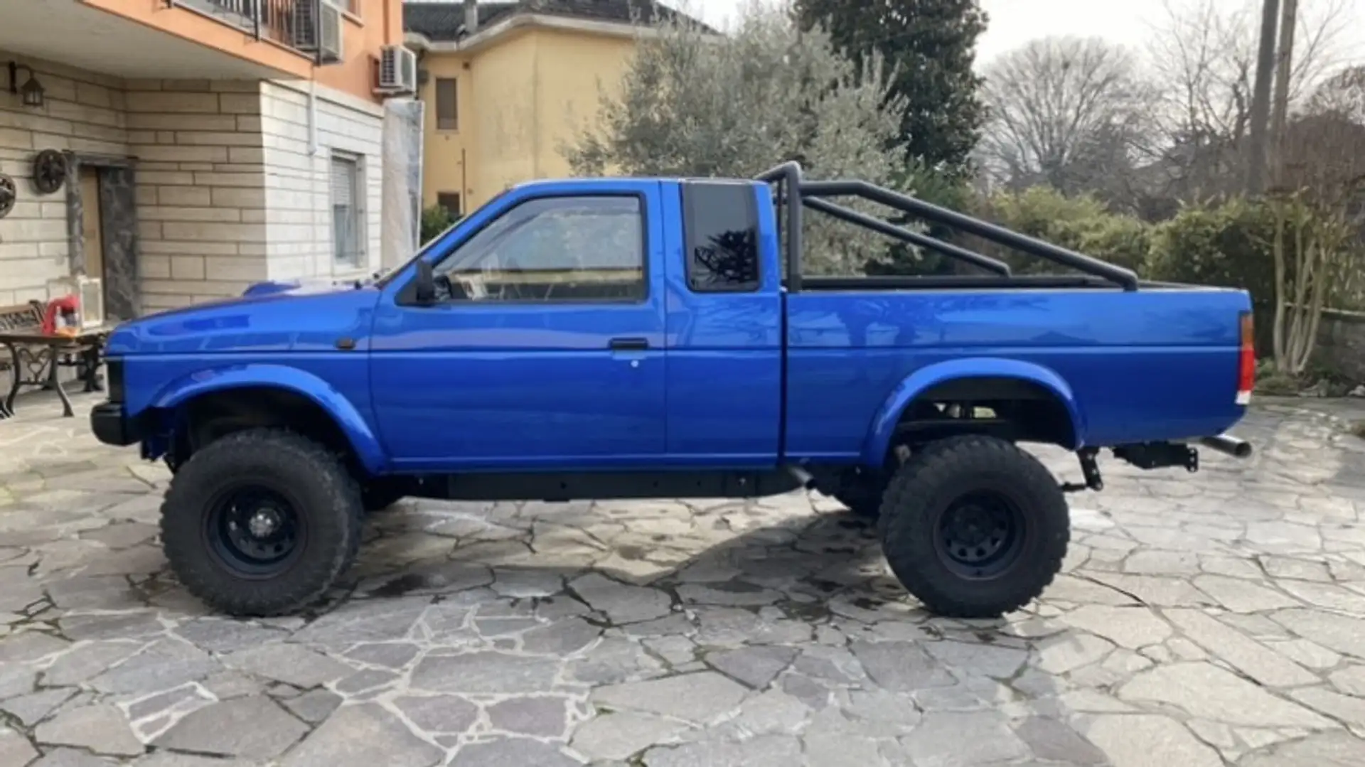 Nissan King Cab 2.5d - 1