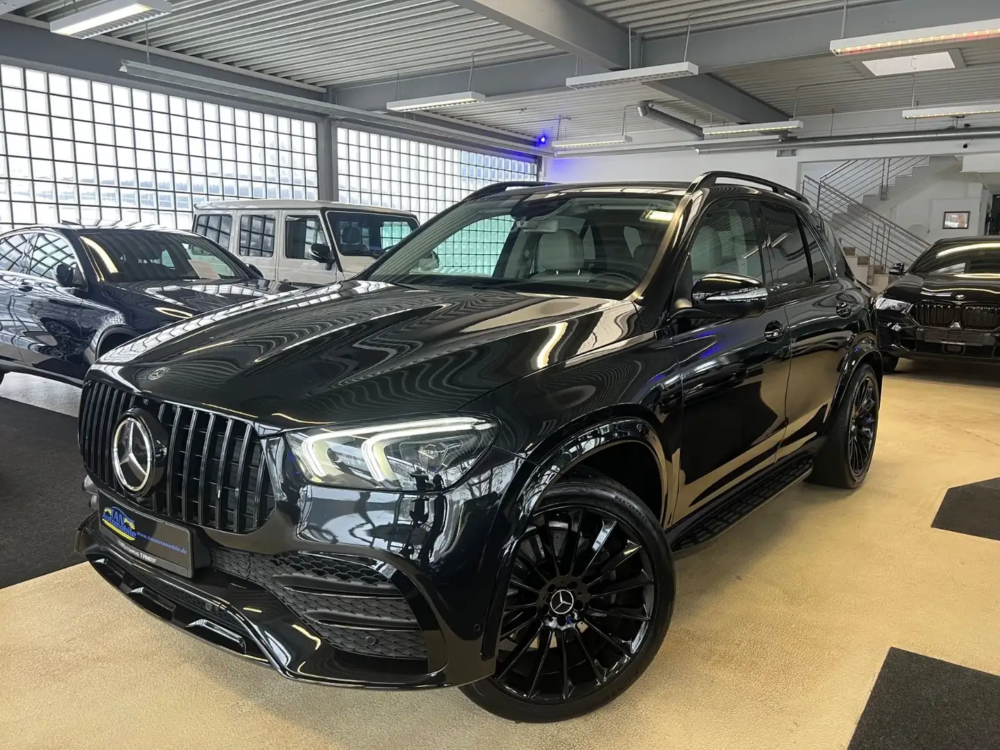 Mercedes-Benz GLE 300 d 4Matic AMG LINE *22-ZOLL*ALL BLACK* Noir - 1