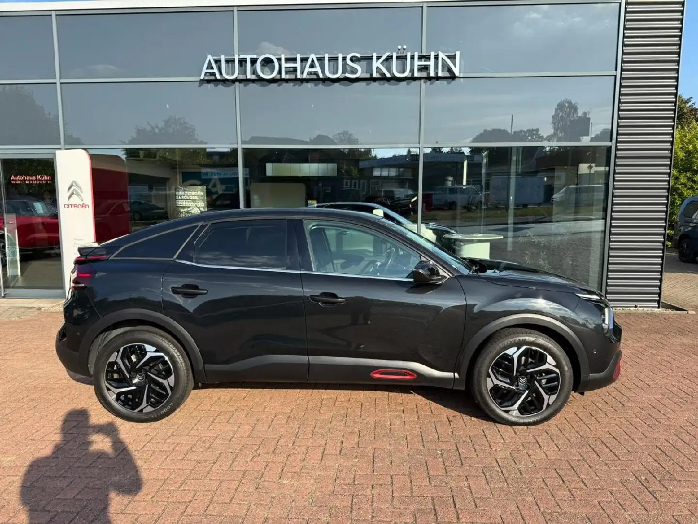 Citroen C4 C4 PureTech 155 S&S EAT8 Shine Schwarz - 2