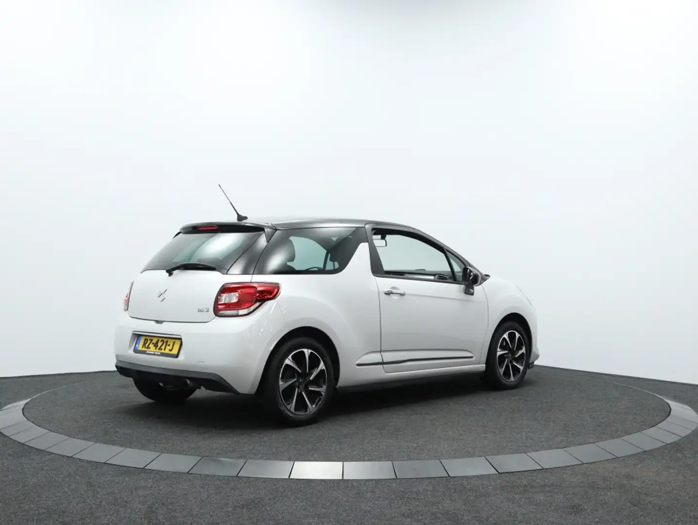 DS Automobiles DS 3 1.2 PT Connected Chic | Navigatie | Apple carplay Bianco - 2