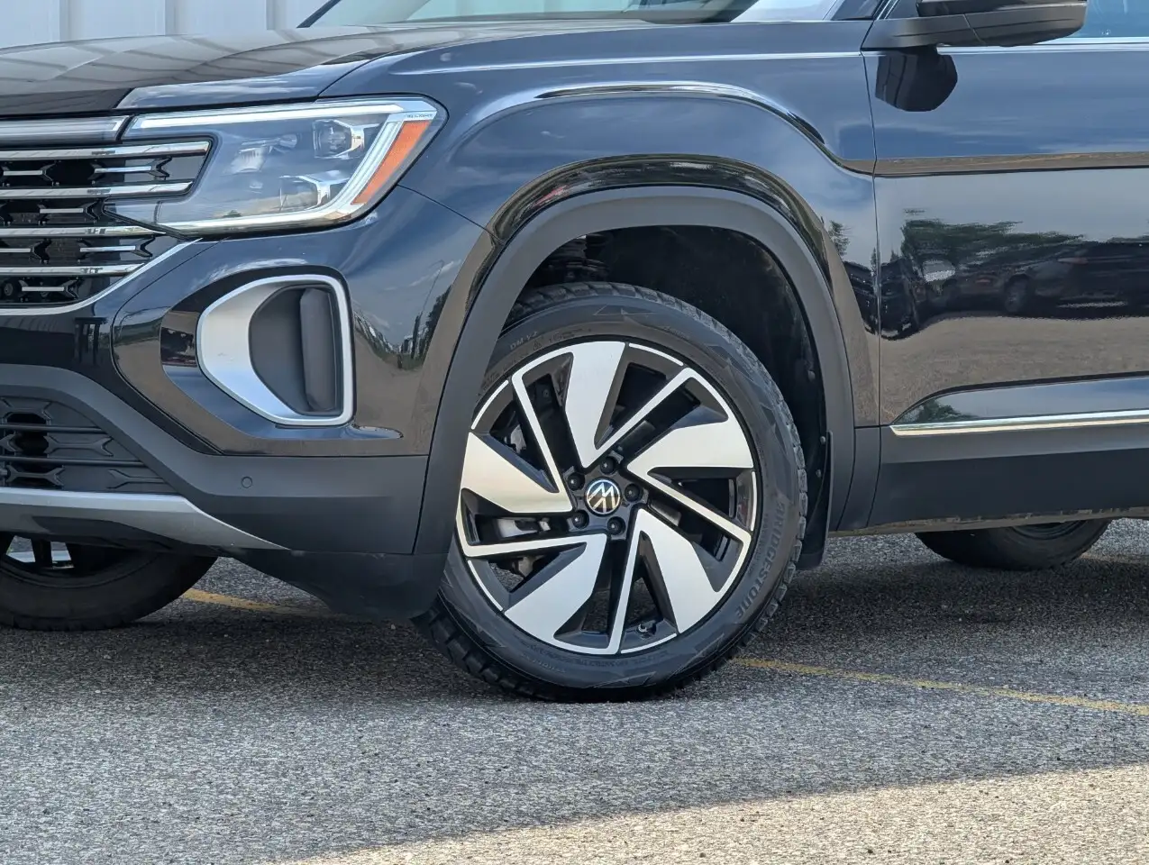 Volkswagen Atlas снимка Volkswagen Atlas