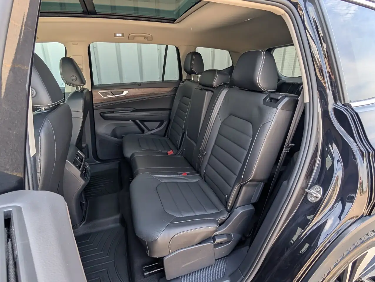 Volkswagen Atlas снимка Volkswagen Atlas