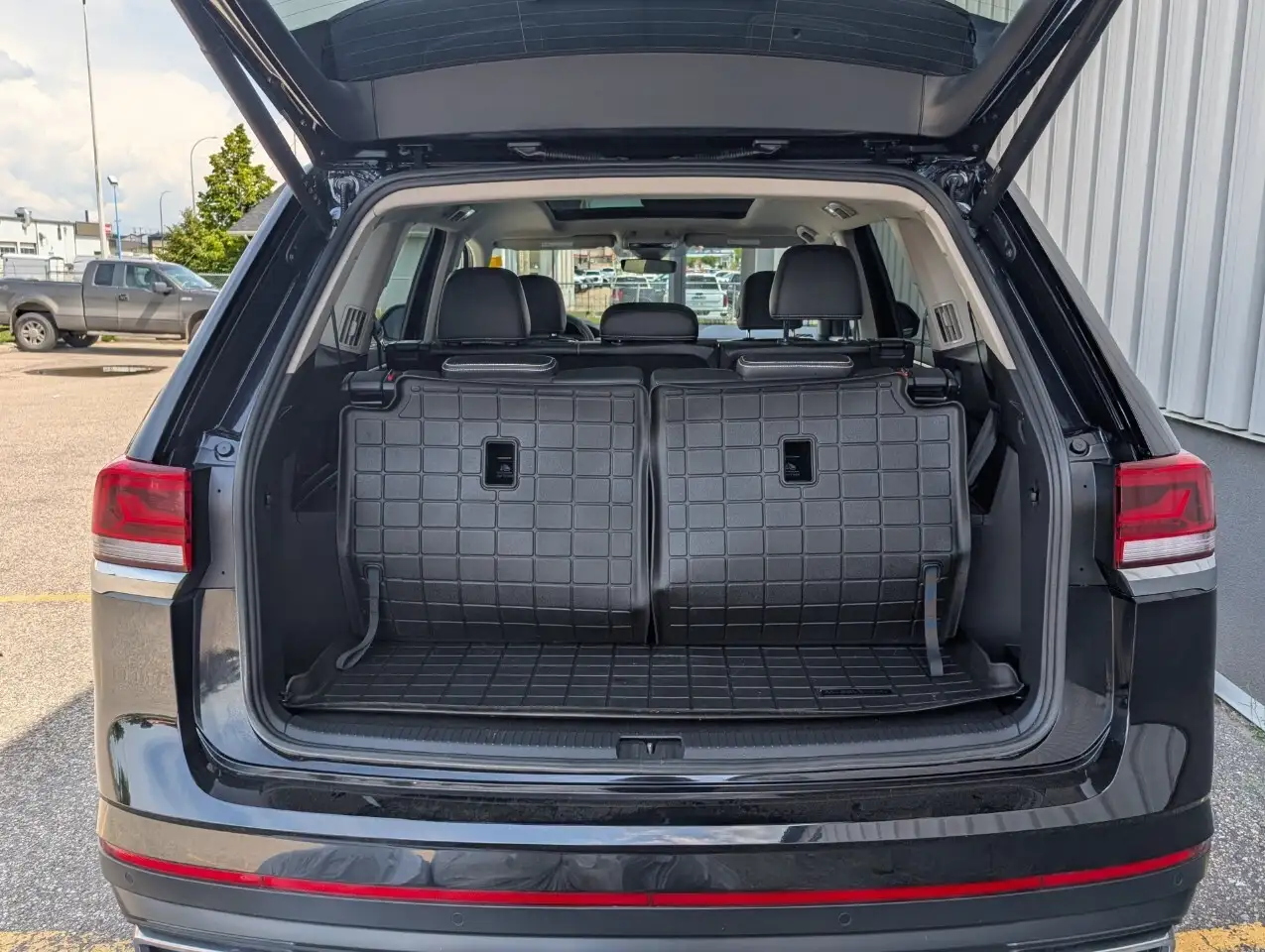 Volkswagen Atlas снимка Volkswagen Atlas