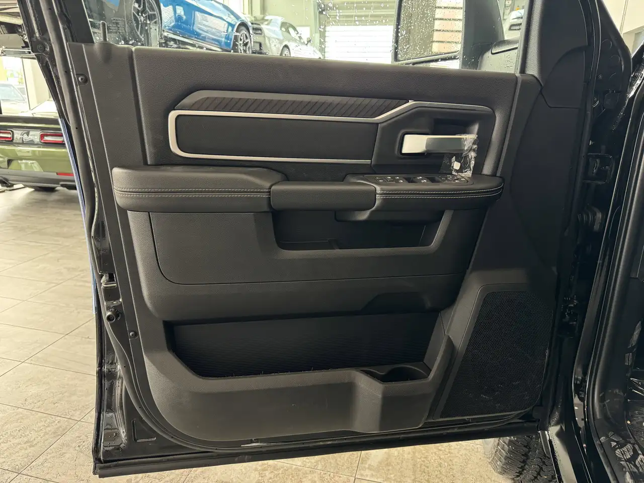 RAM 3500 снимка RAM 3500