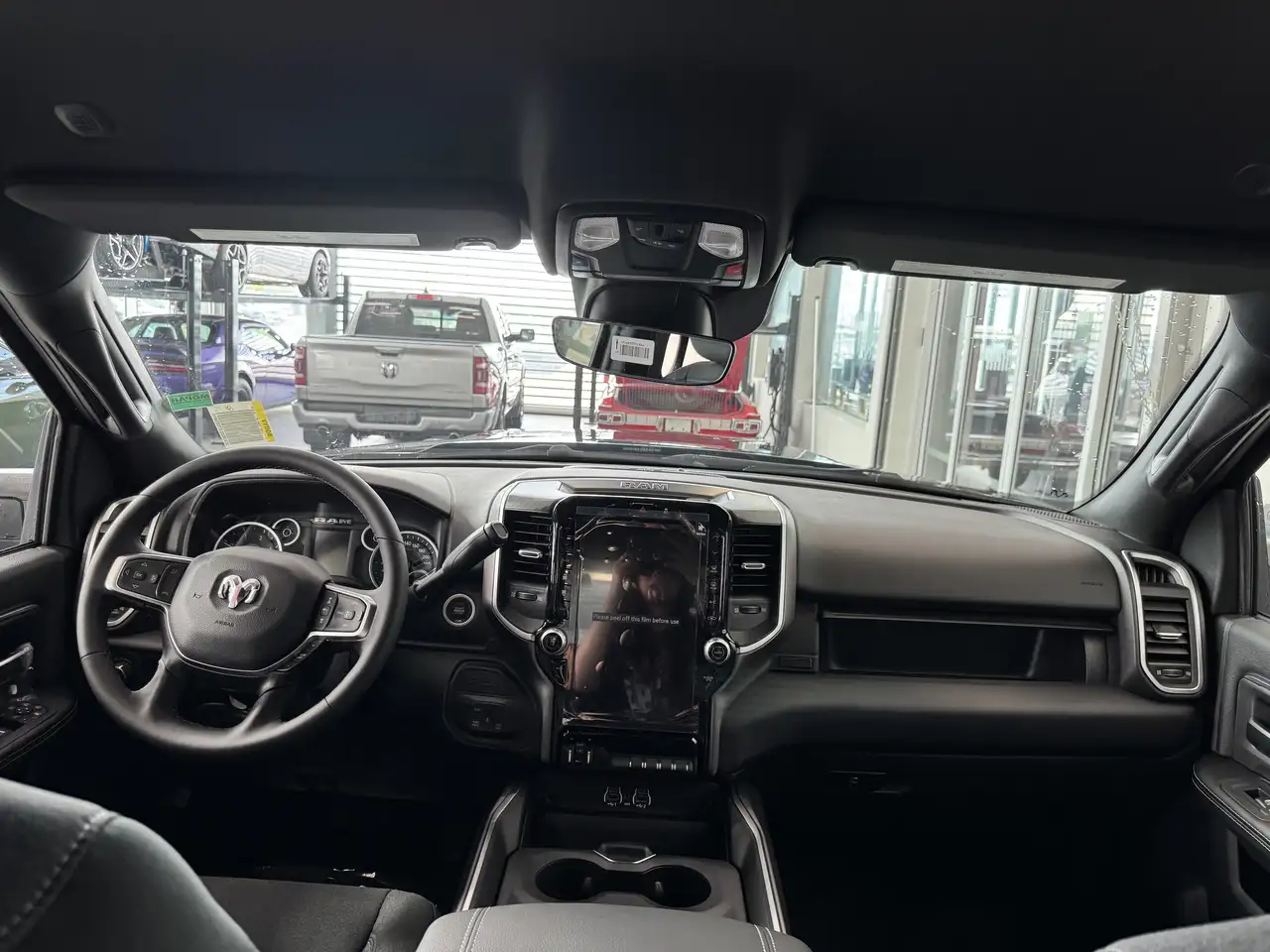 RAM 3500 снимка RAM 3500
