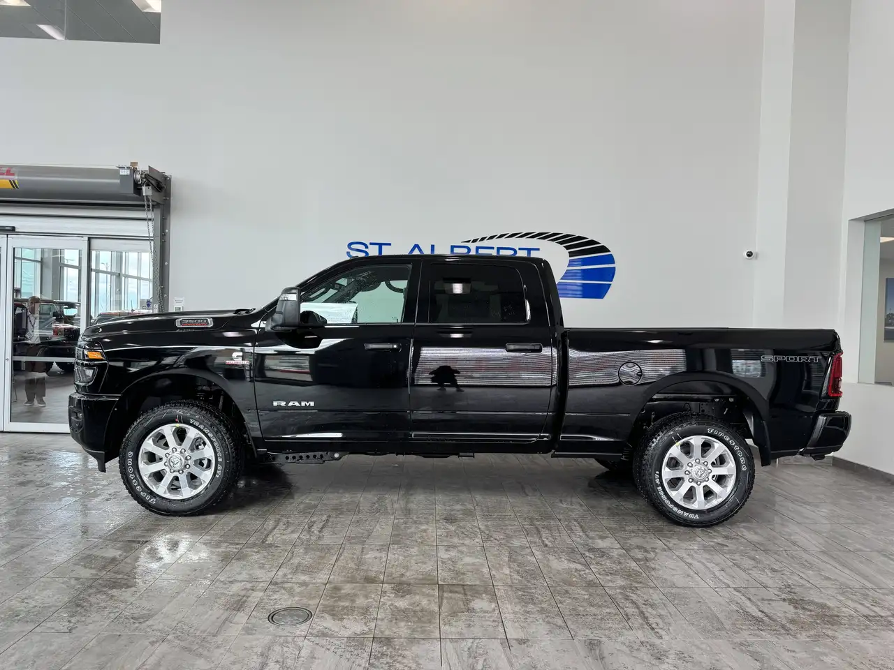 RAM 3500 снимка RAM 3500