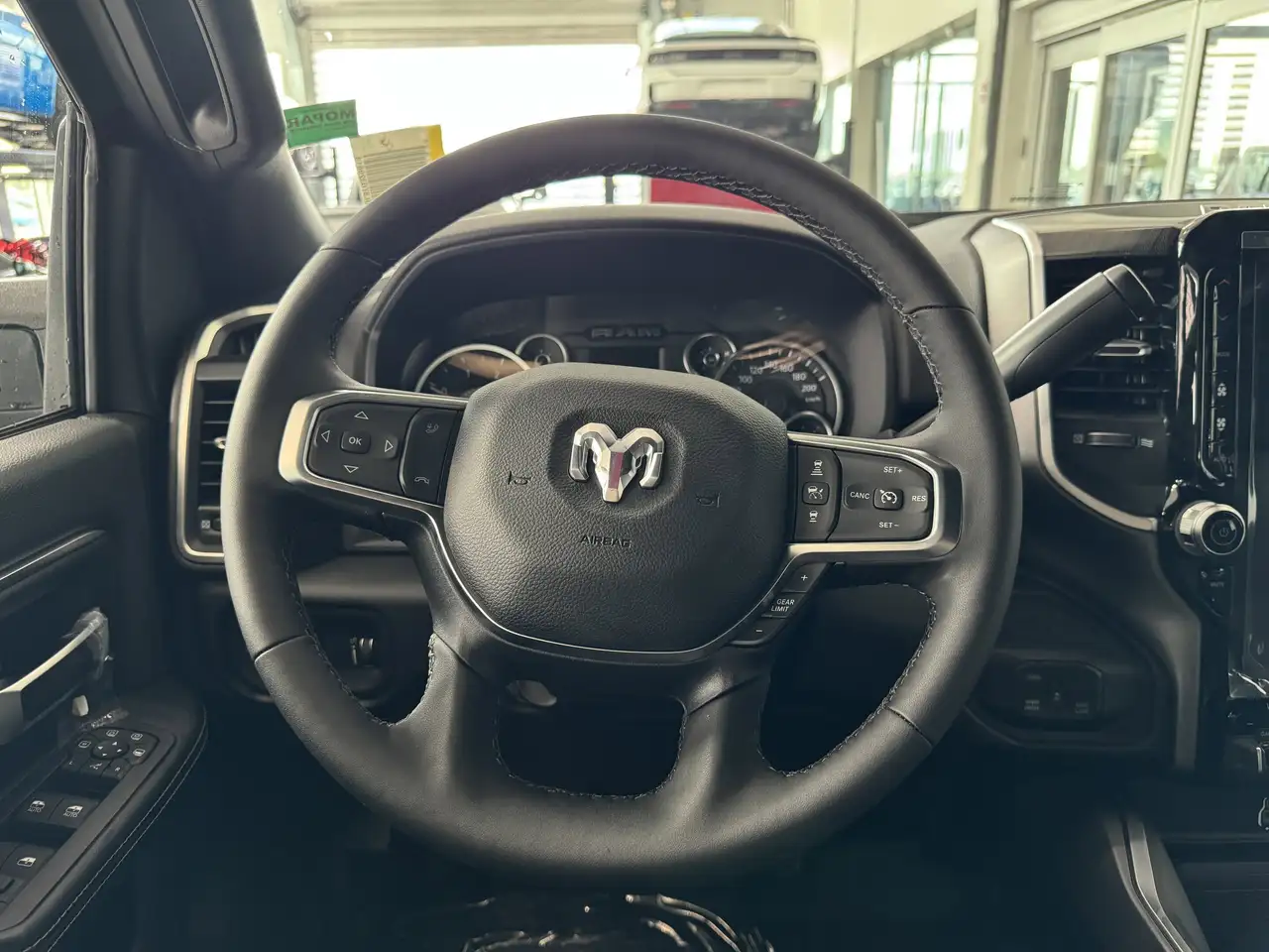RAM 3500 снимка RAM 3500