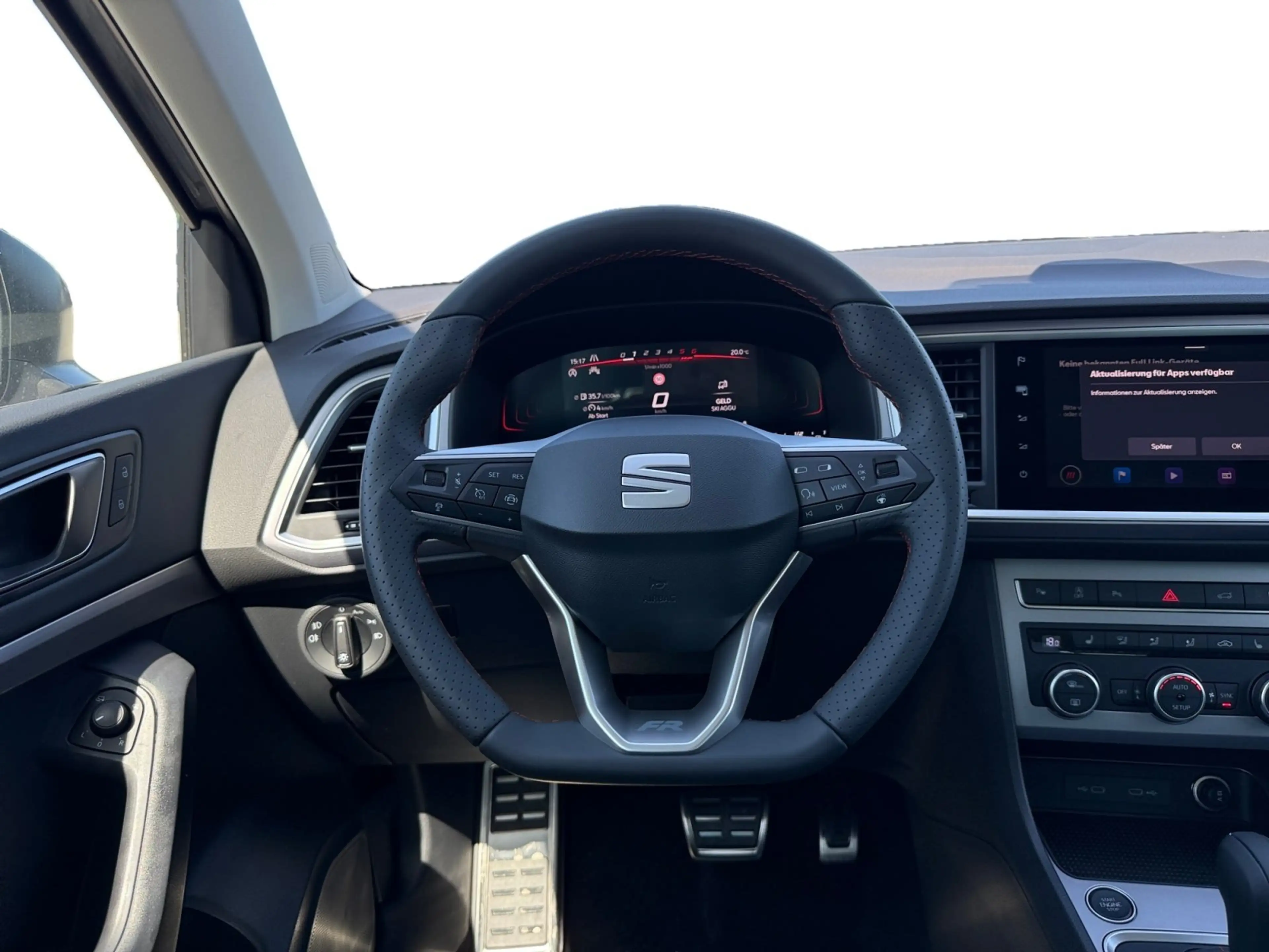 SEAT Ateca FR 2.0 TDI DSG ACC*AHK*NAVI*LED*PDC*e-Heck*SHZ — photo 12