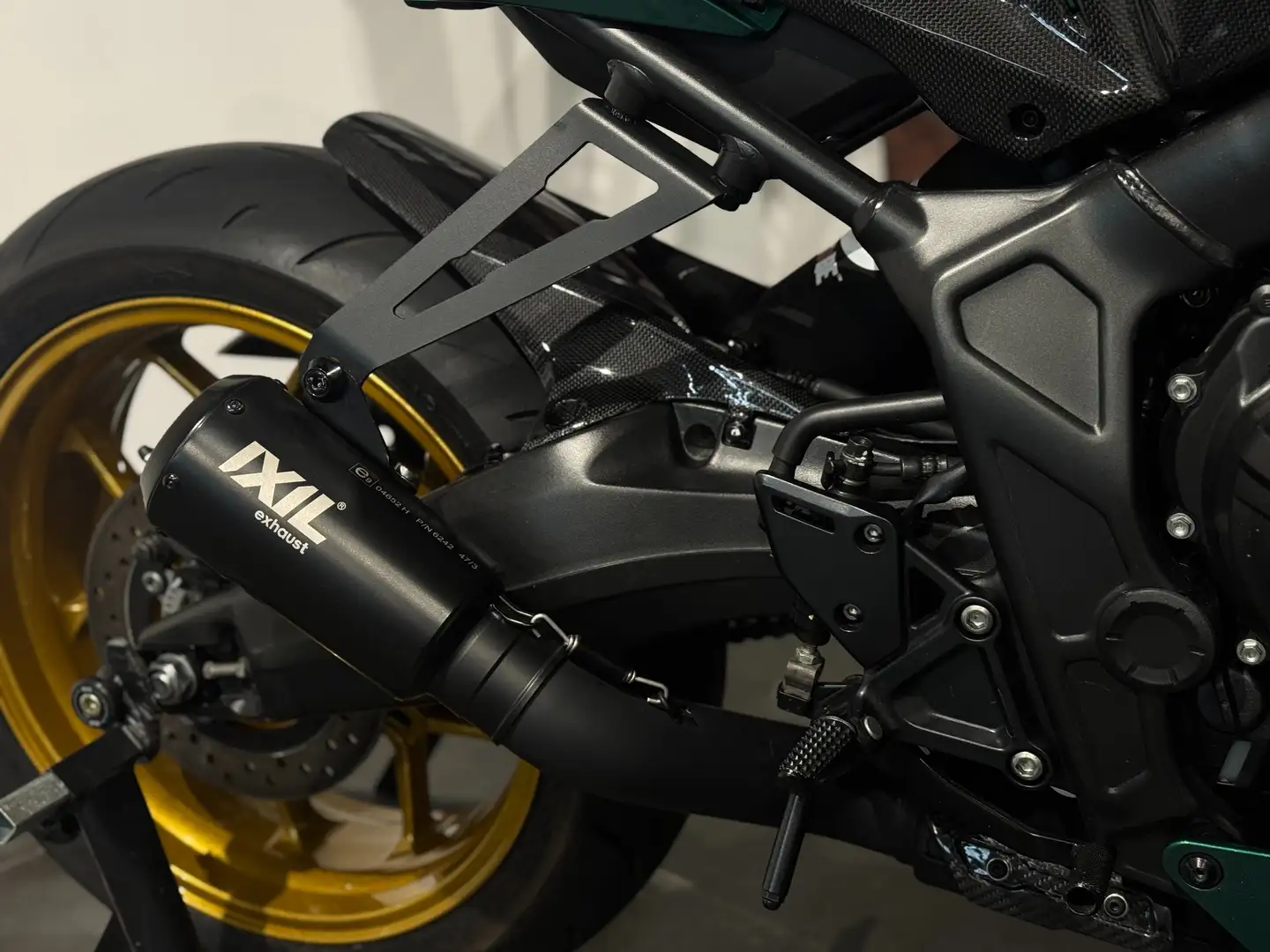 Honda CB 650 R | MZL-PERFORMANCE EDITION | A2-48PS Verde - 2