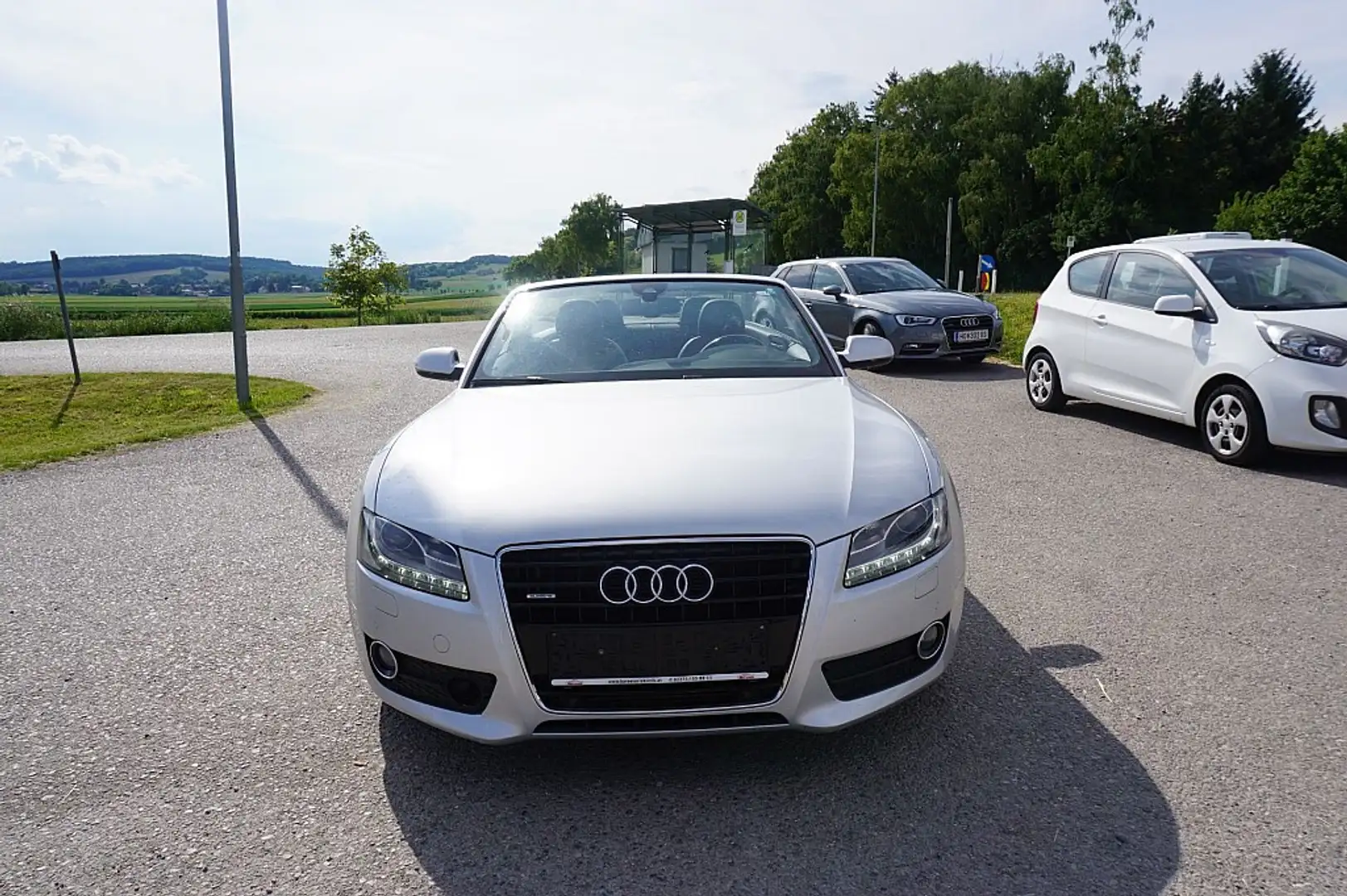 Audi A5 Cabrio 3,0 TDI V6 quattro DPF Aut. Grau - 1