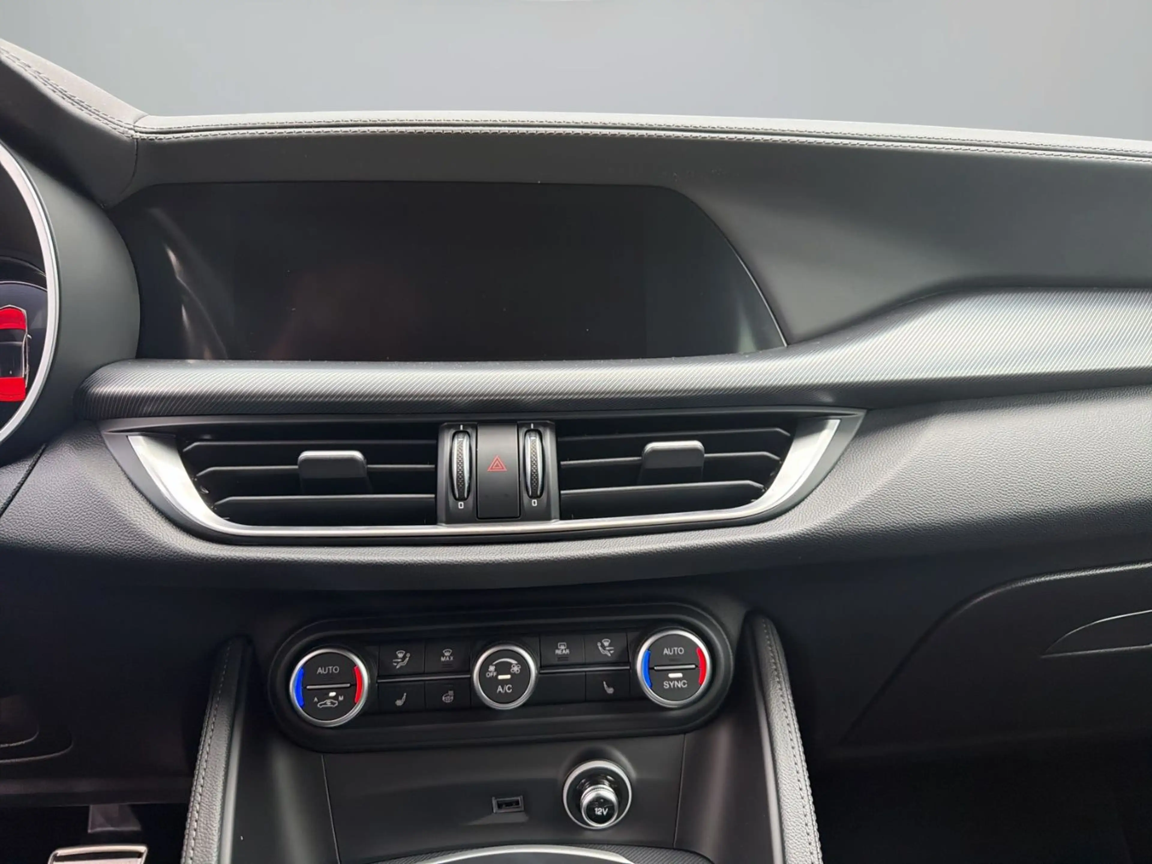 Alfa Romeo Stelvio Veloce Panoramaglasschiebedach, 21 ALU — photo 15