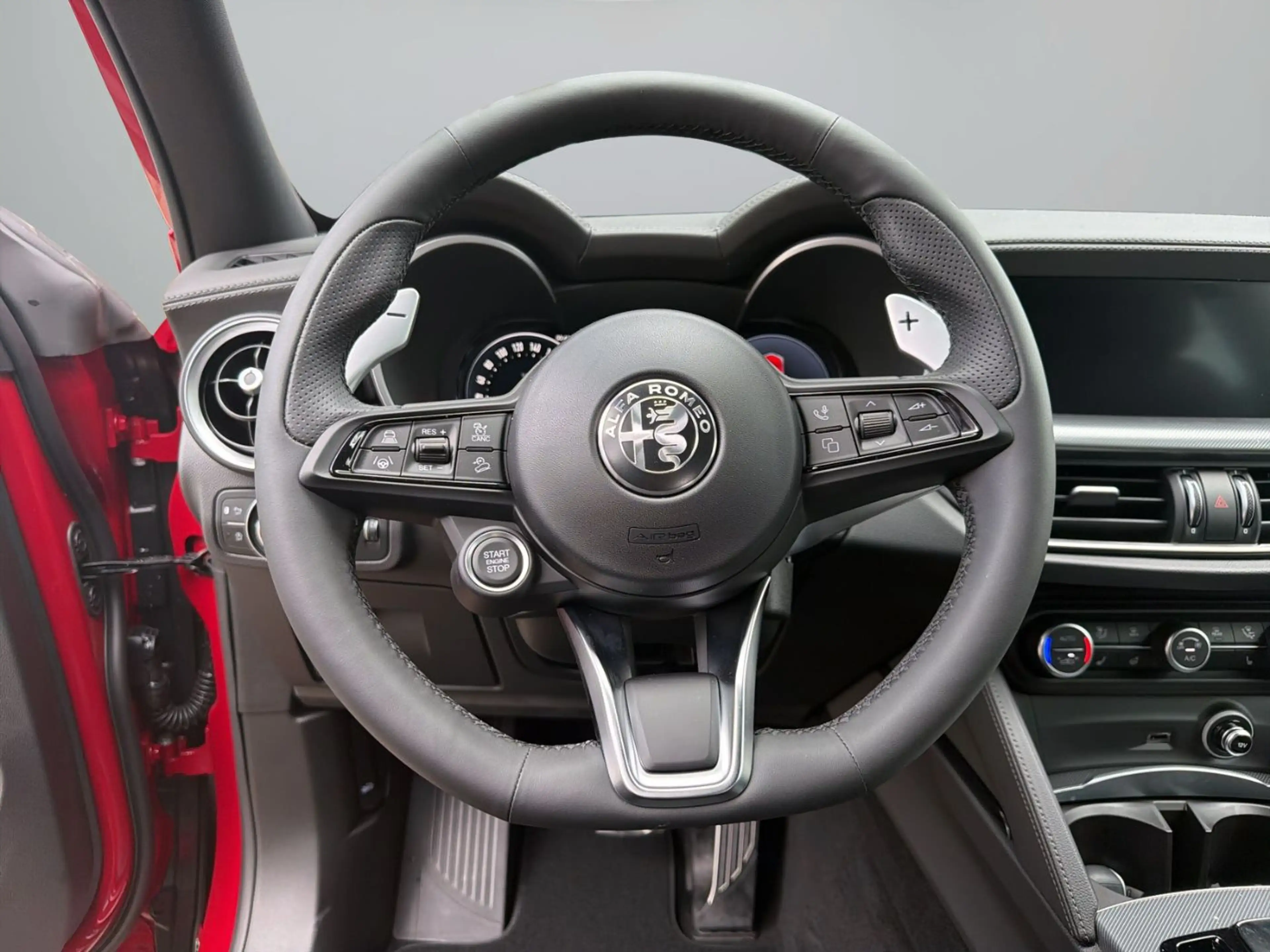 Alfa Romeo Stelvio Veloce Panoramaglasschiebedach, 21 ALU — photo 13