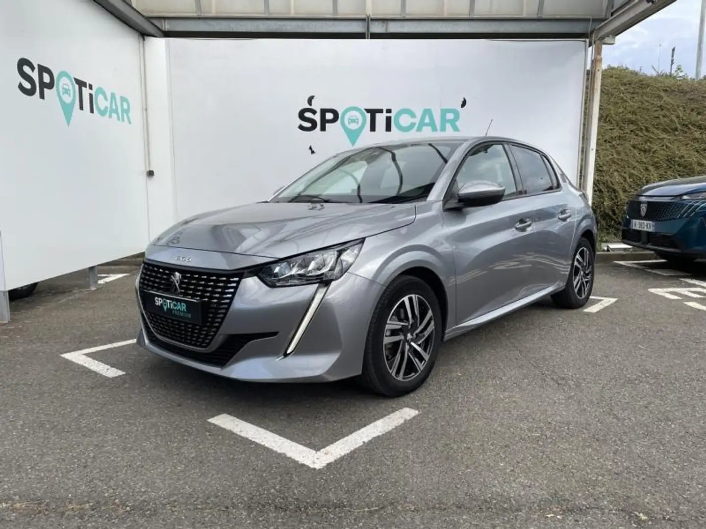 Peugeot e-208 1.2 PureTech 100ch S\u0026S Allure Grijs - 1