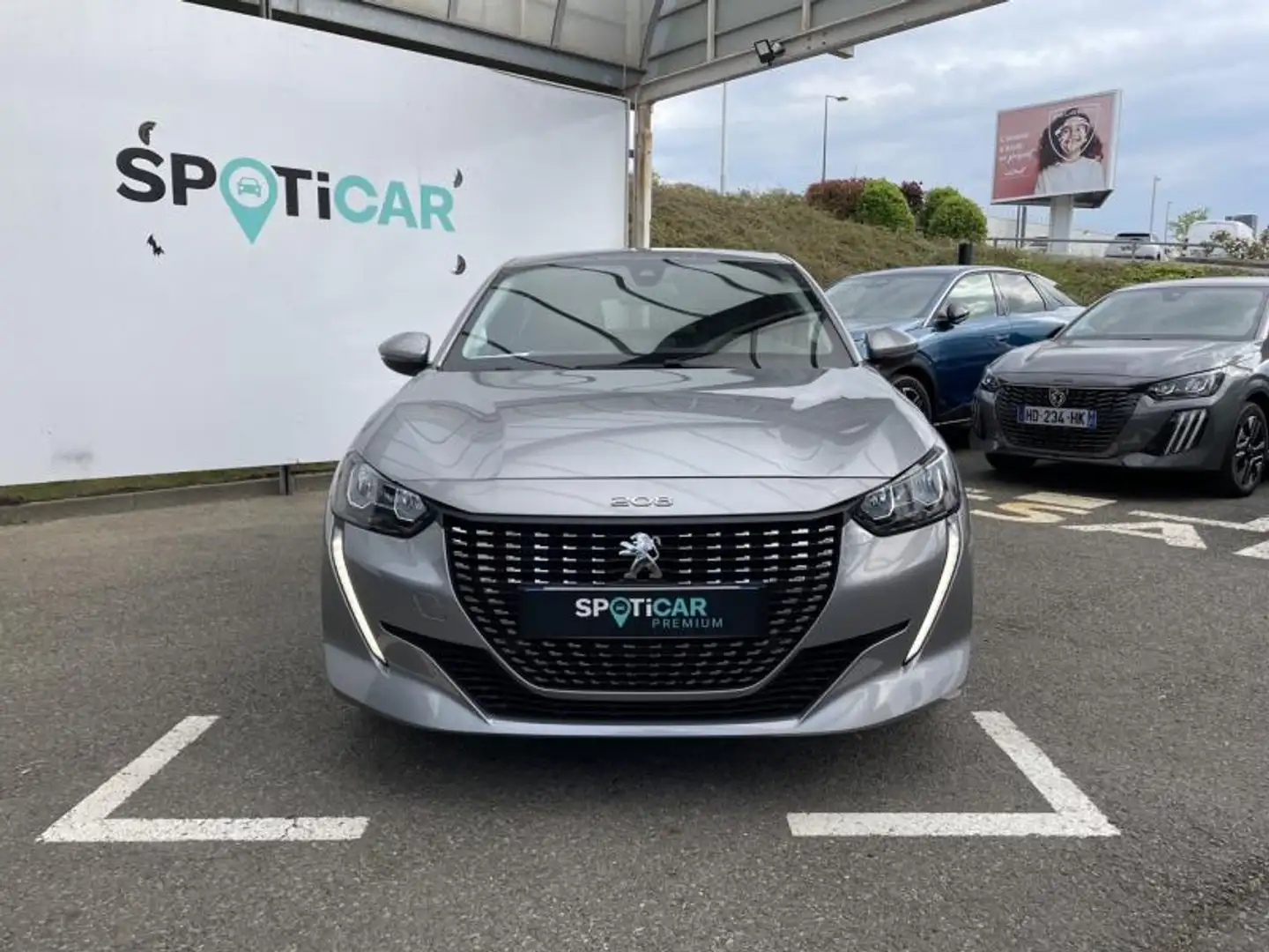 Peugeot e-208 1.2 PureTech 100ch S\u0026S Allure Grijs - 2