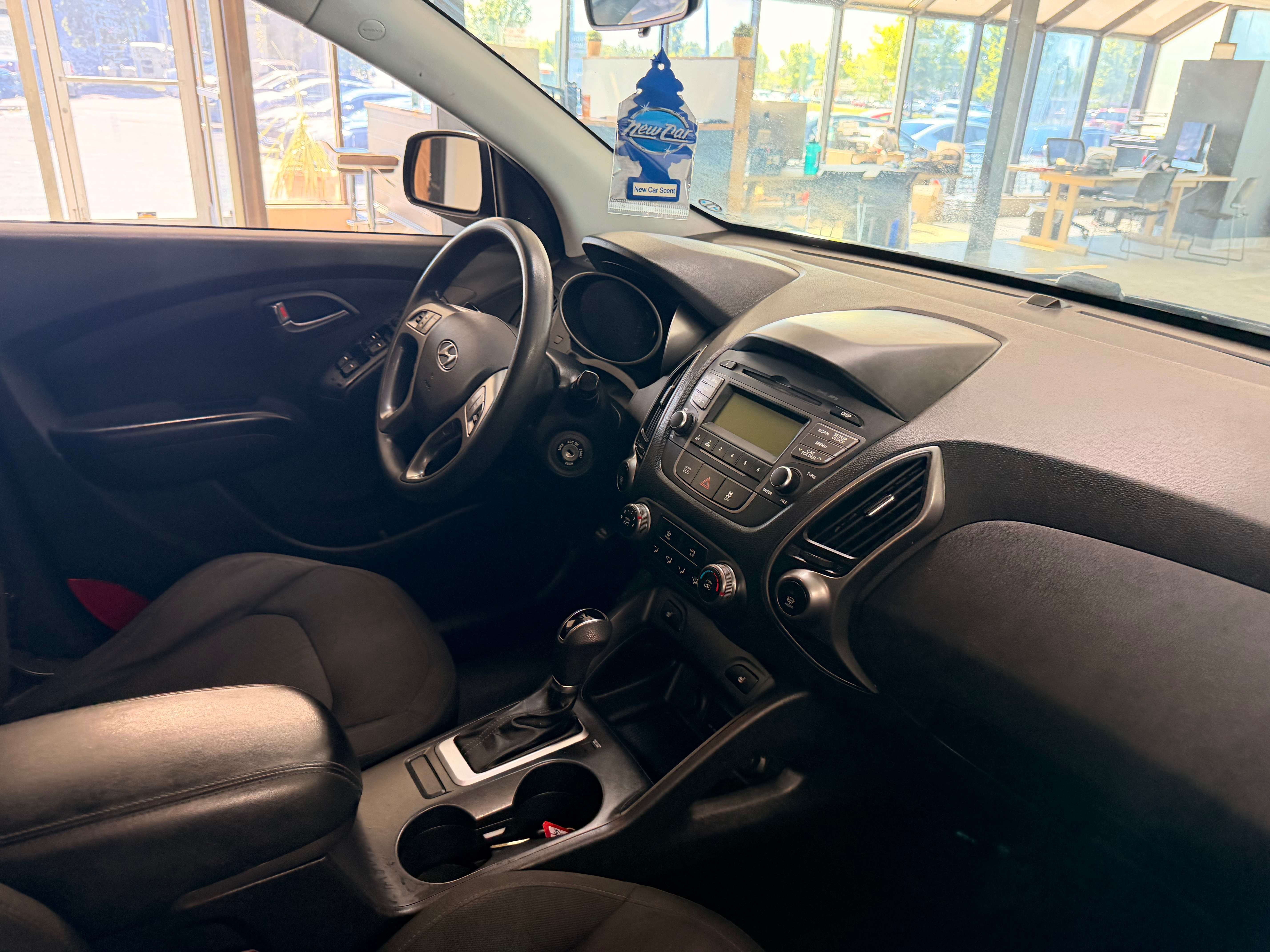 2015 Hyundai Tucson GL - Image 10