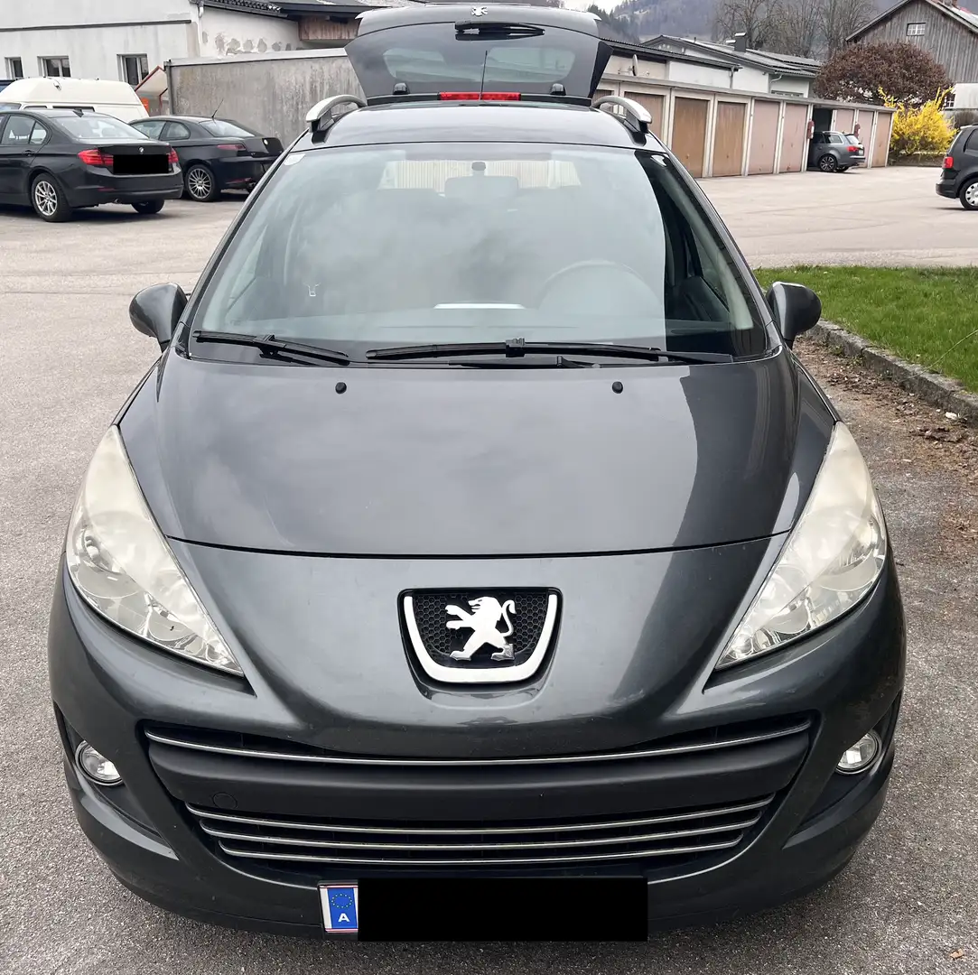 Peugeot 207 207 SW Active 1,4 16V VTi 100 Active Grau - 1
