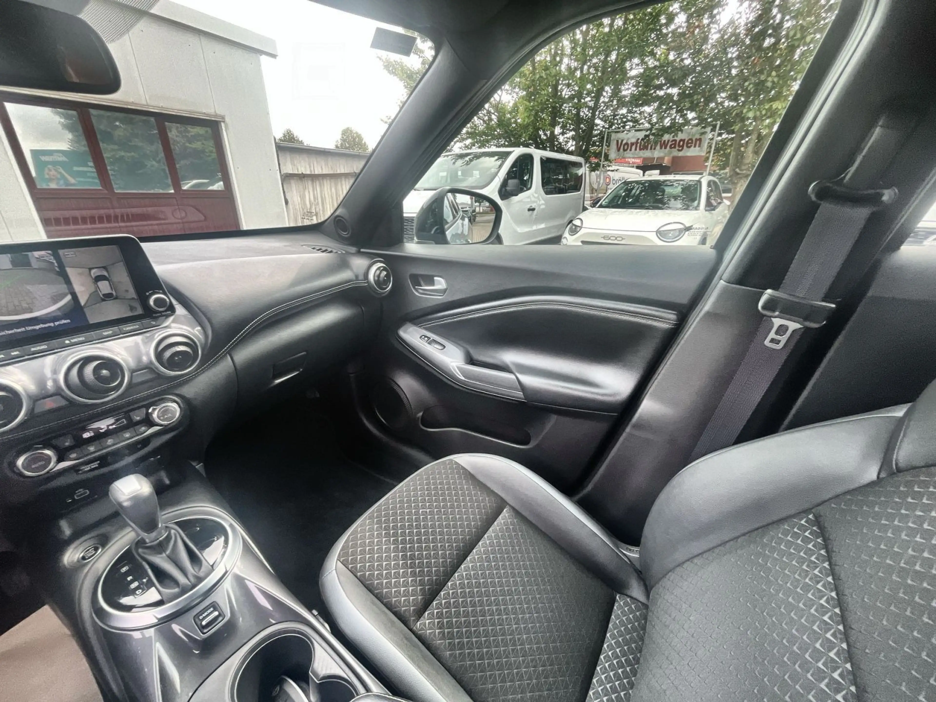 Nissan Juke 1.0 DIG-T N-Connecta*Navi*SHZ*360°Kamera — photo 11