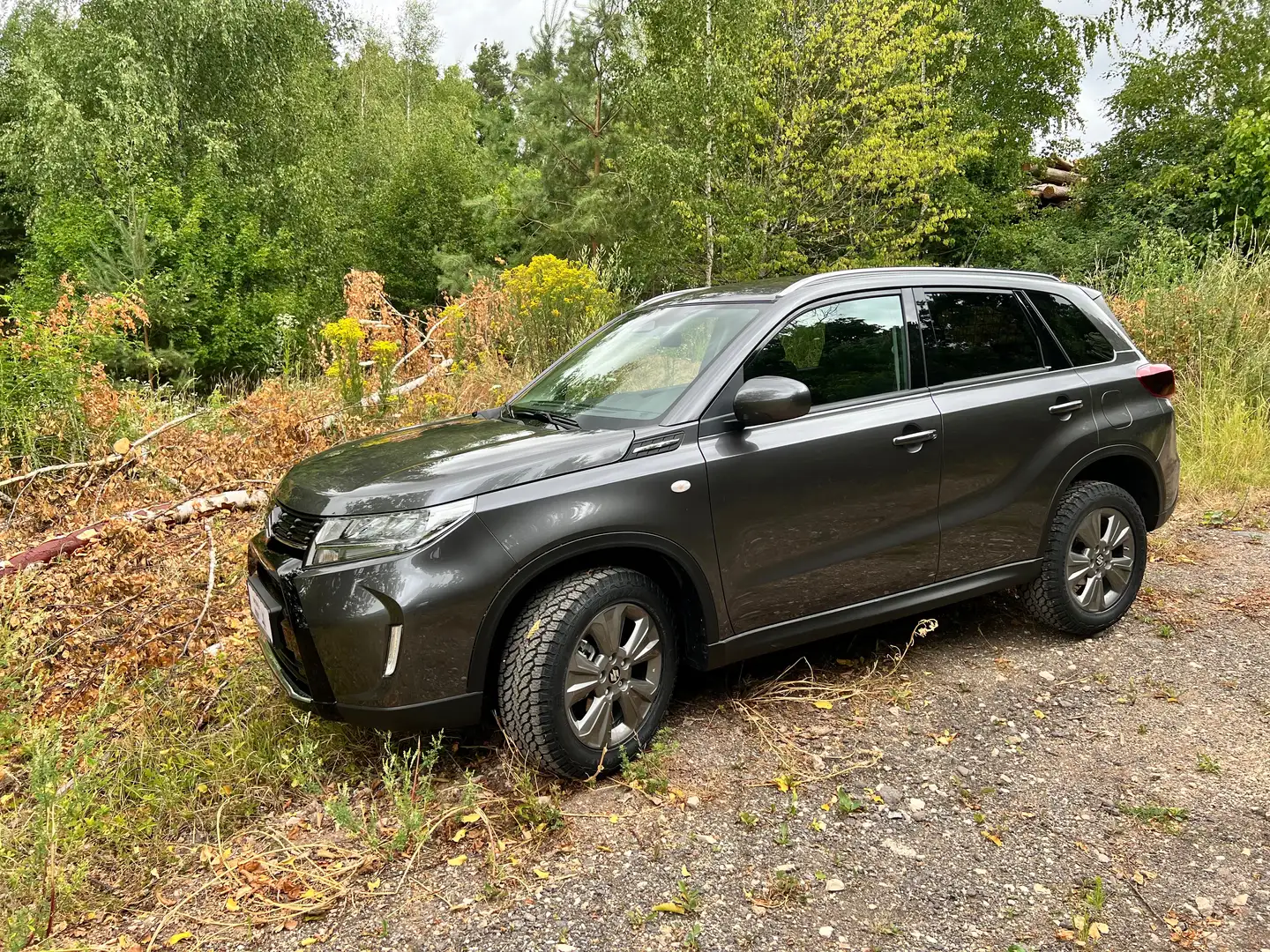 Suzuki Vitara 1.4 Boosterjet Hybrid Allgrip Comfort "Ranger" Grau - 1