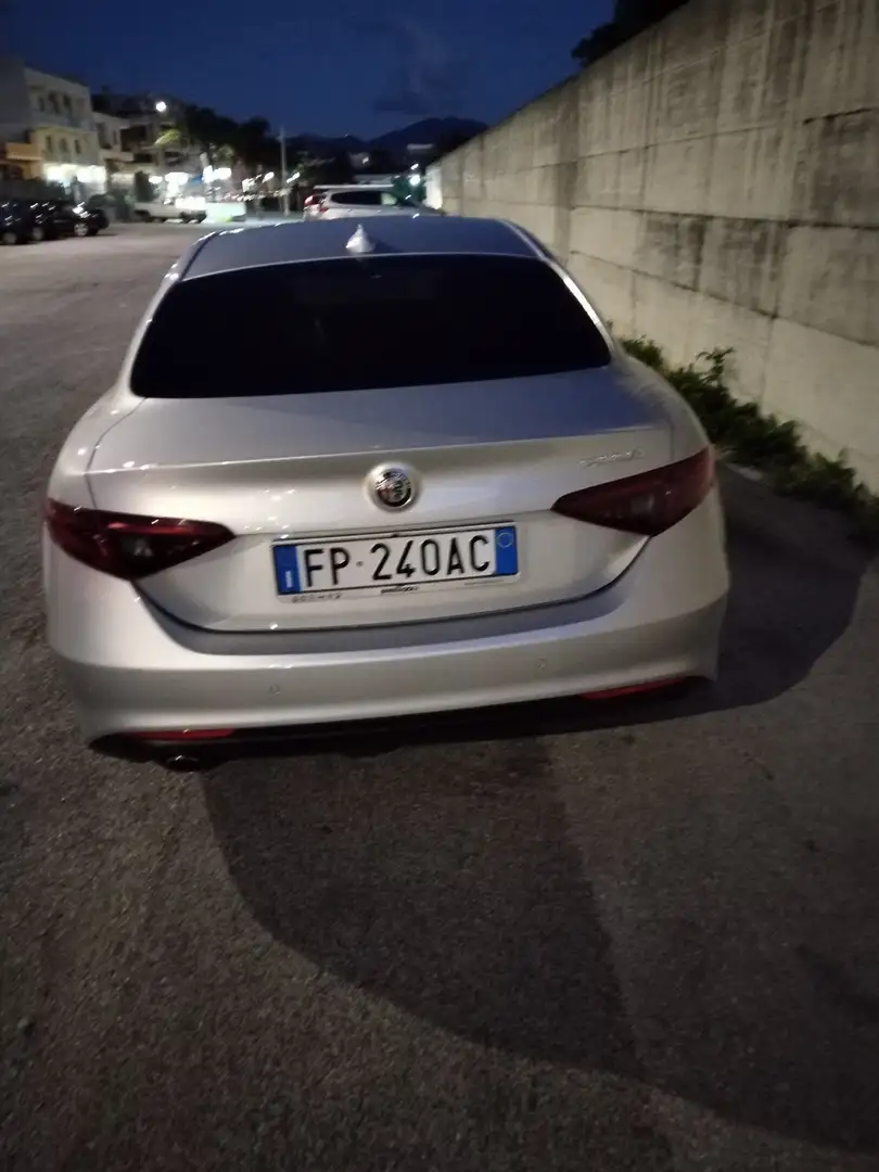 Alfa Romeo Giulia 2.2 t Business 150cv auto - 1