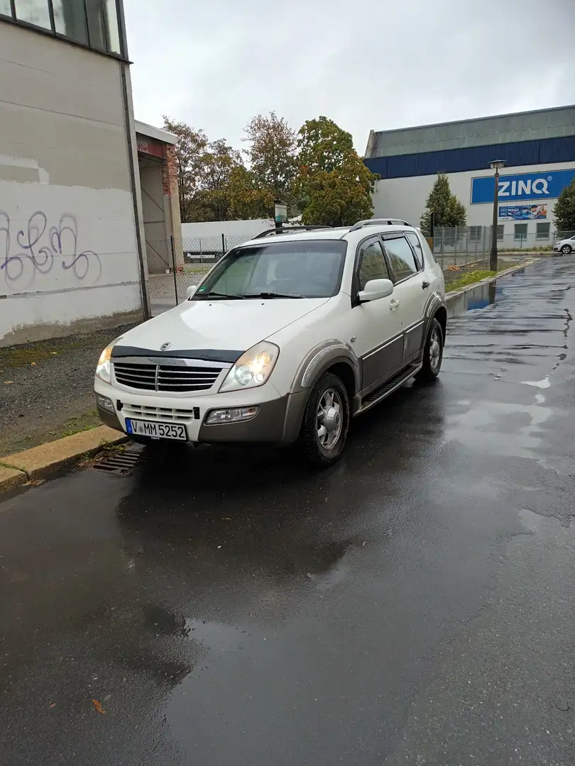 SsangYong Rexton RX 270 Xdi Automatik - 1